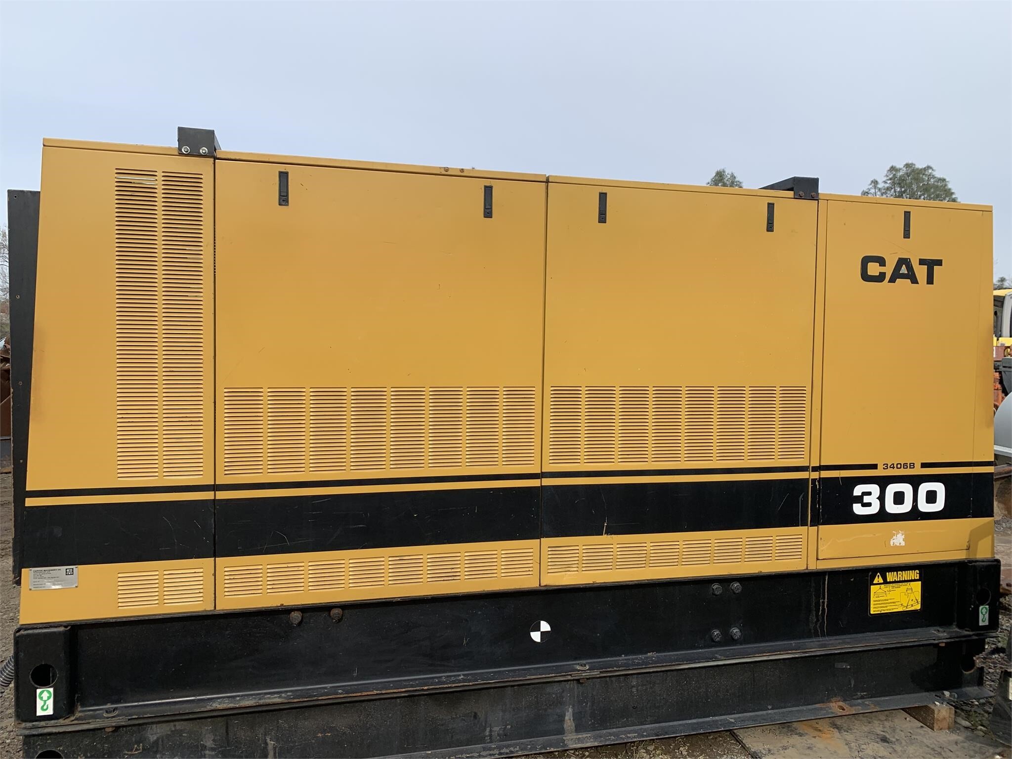1989 CATERPILLAR 300 KW in Redding, CA