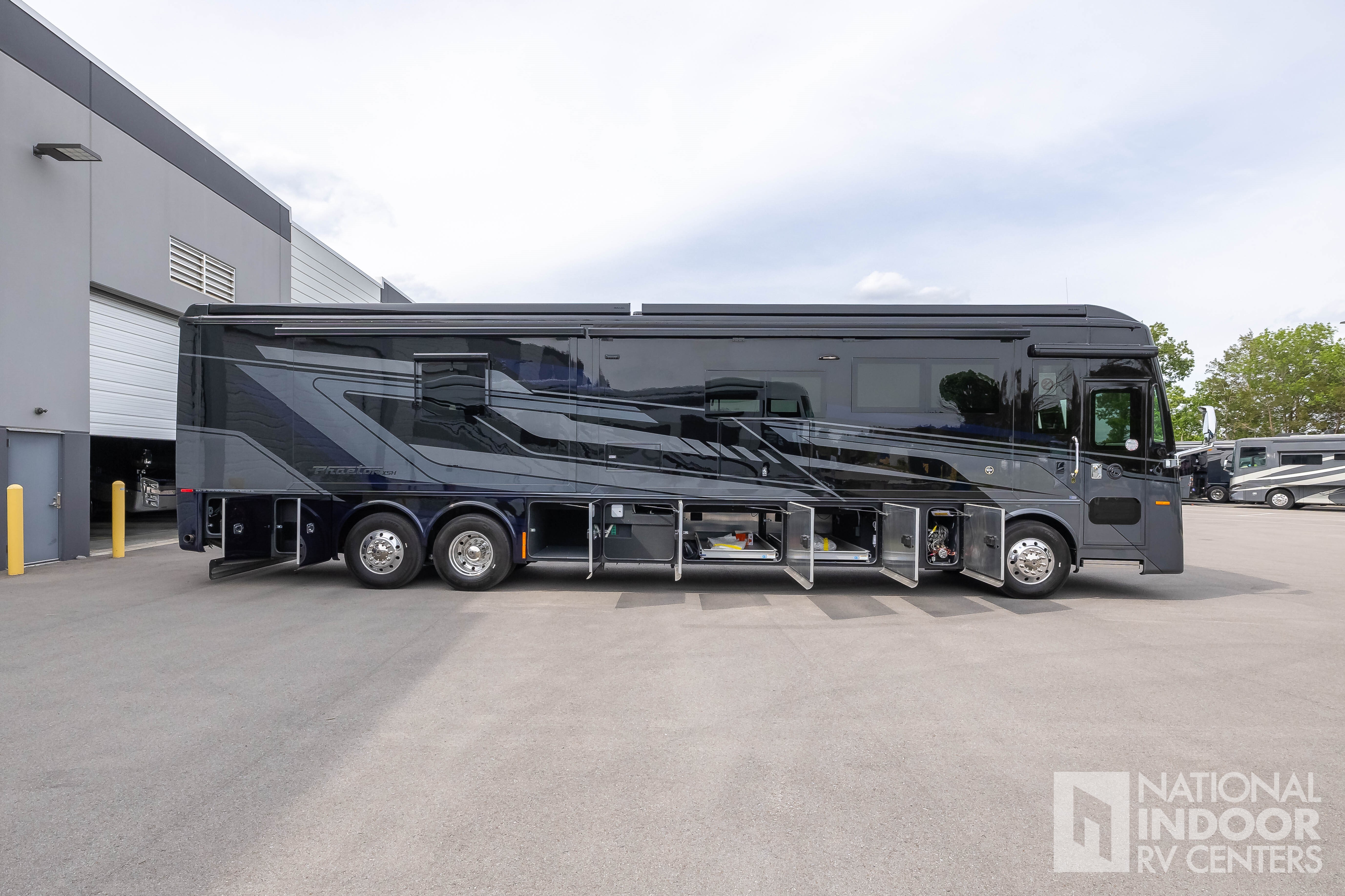 2027 Tiffin Motorhomes Phaeton 44OH in las vegas NV