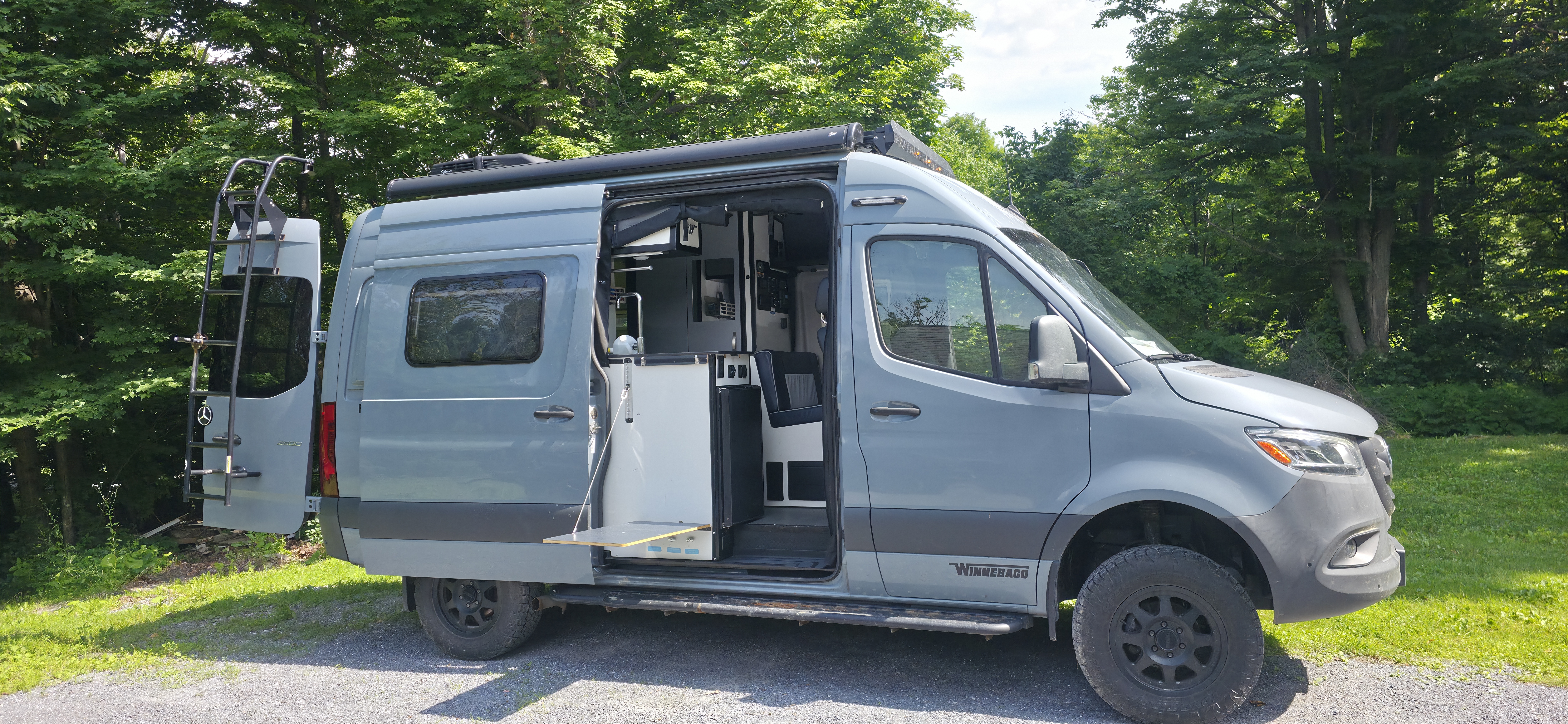 2023 Winnebago REVEL 44E RV