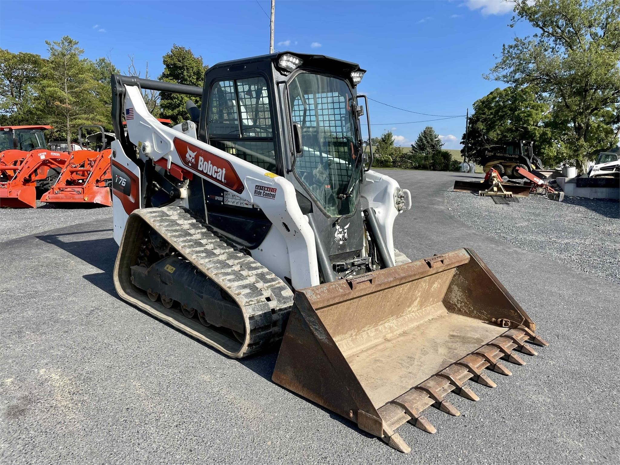2021 BOBCAT T76 in Linville, VA