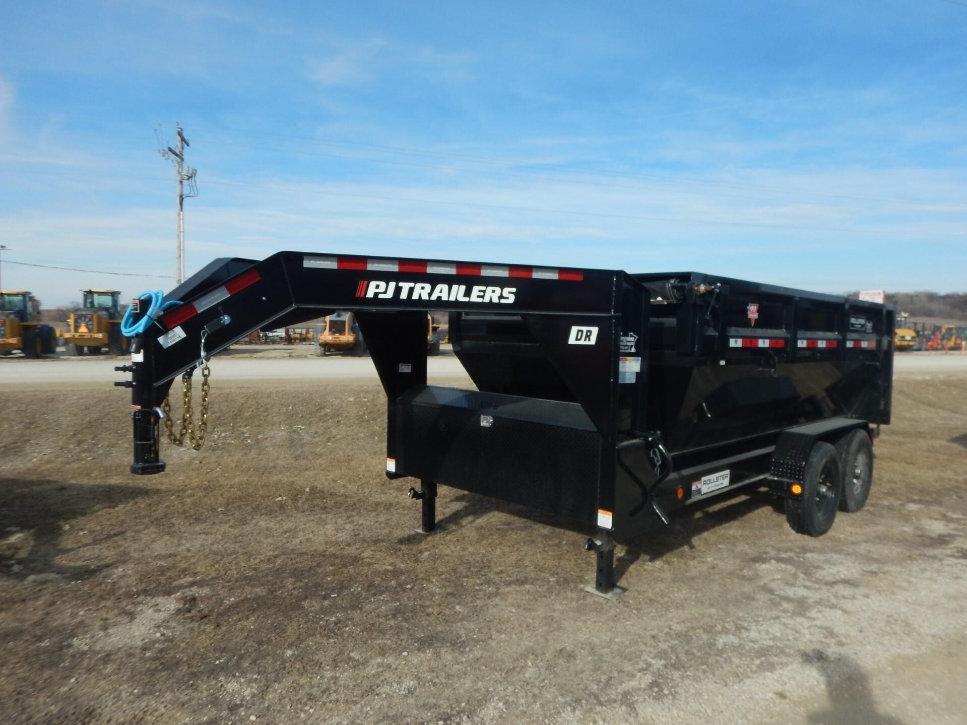 2024 PJ 14' GOOSENECK ROLL OFF DUMP in Dover, MN