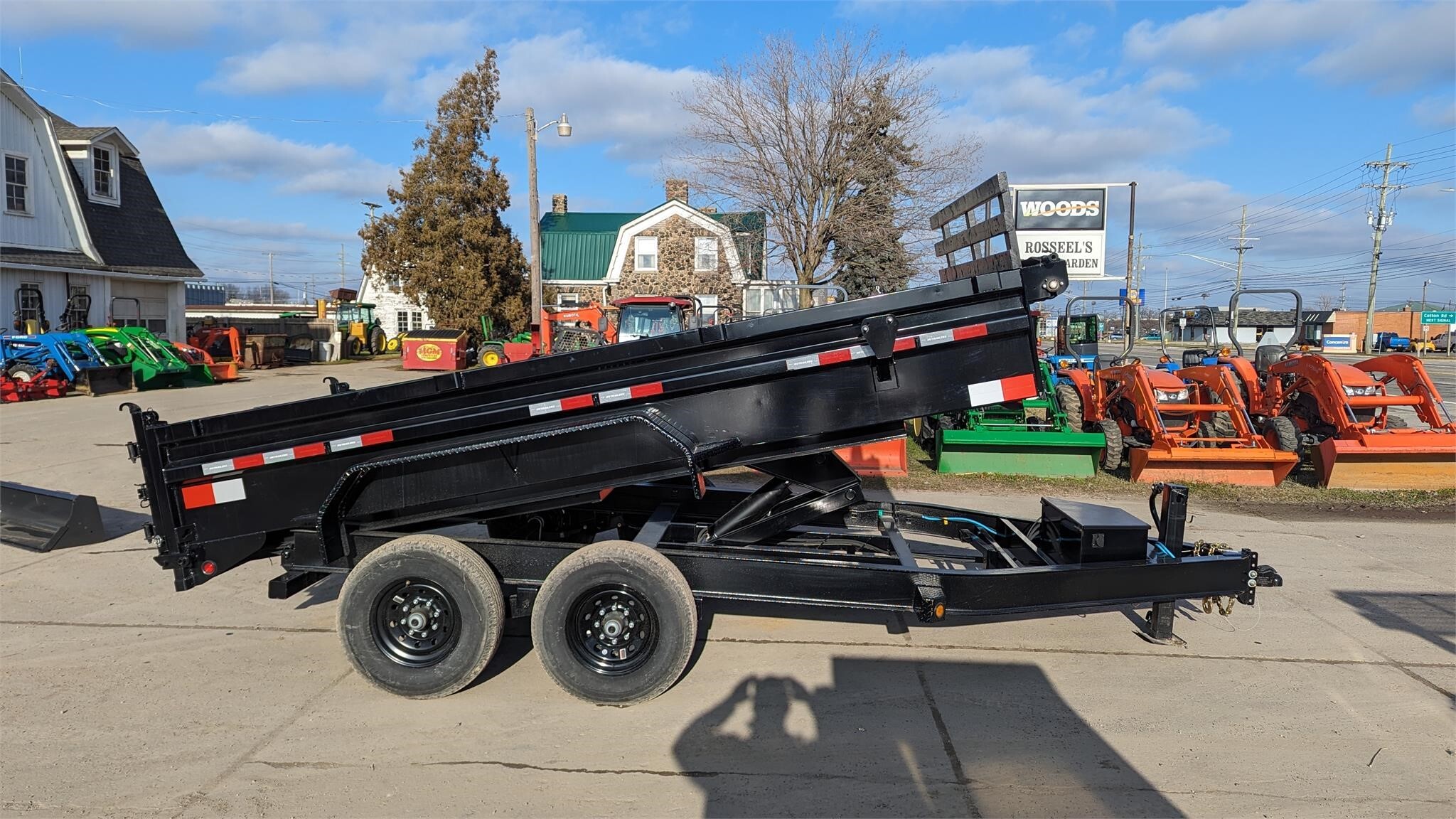 2022 PJ 10192 DUMP in Lenox, MI