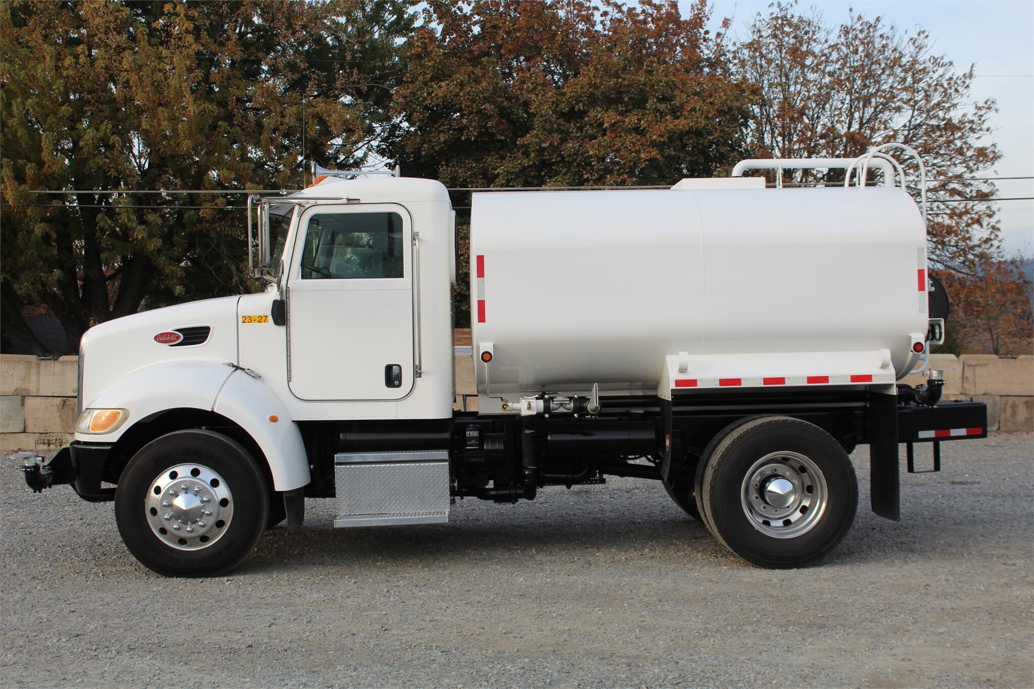2007 PETERBILT 335 in Spokane, WA