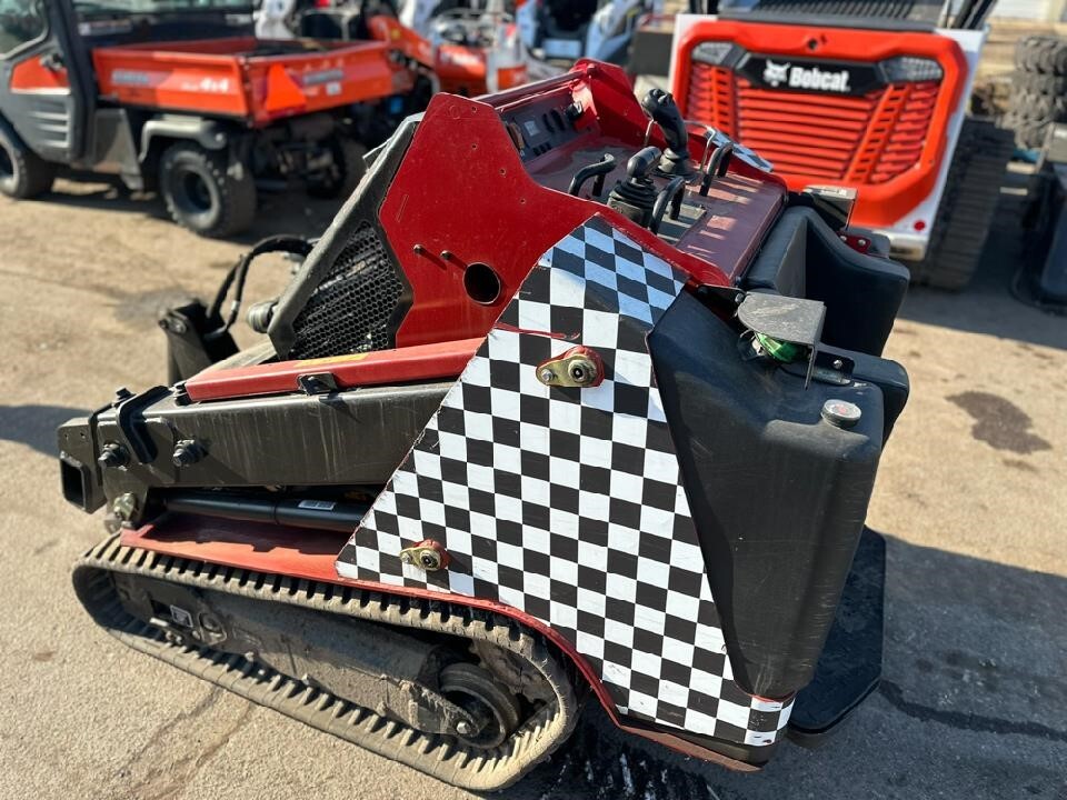 2022 TORO DINGO TX1300 in Loretto, MN