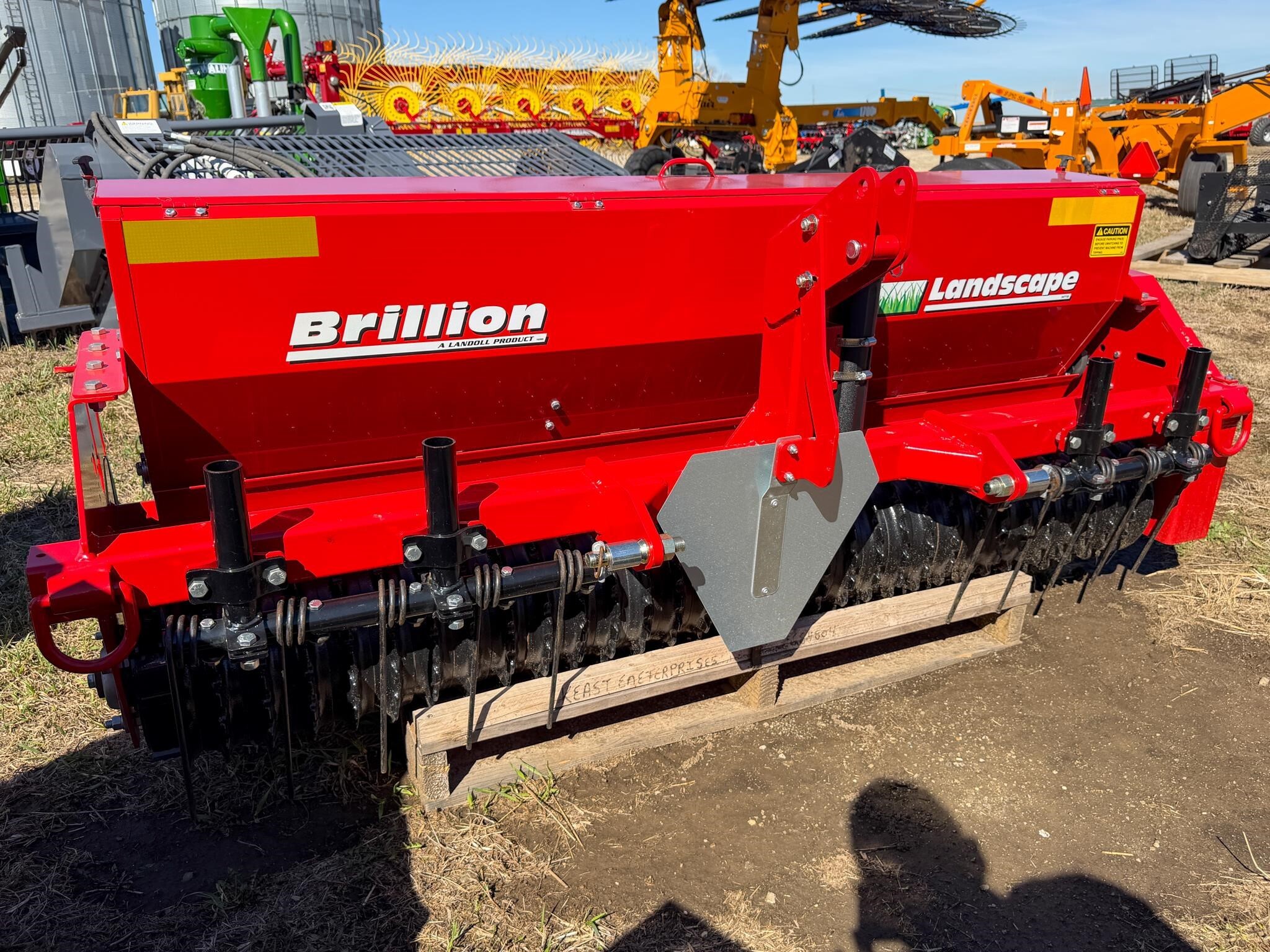 2026 BRILLION LSP6 in Henderson, IA