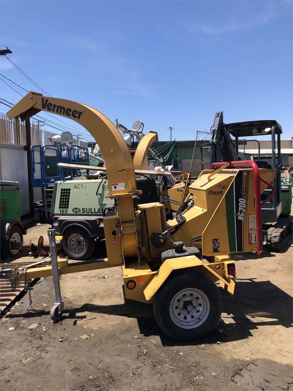 2015 VERMEER BC700XL in Palos Verdes Peninsula, CA