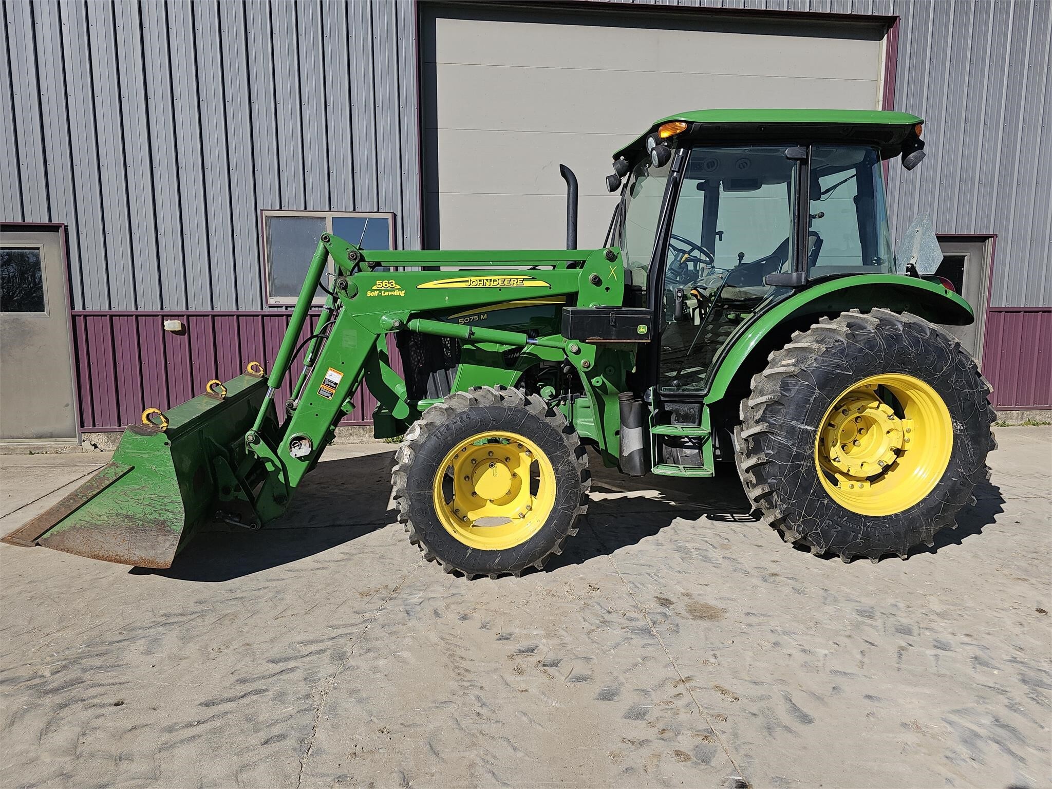 2010 JOHN DEERE 5075M in Caledonia, MN