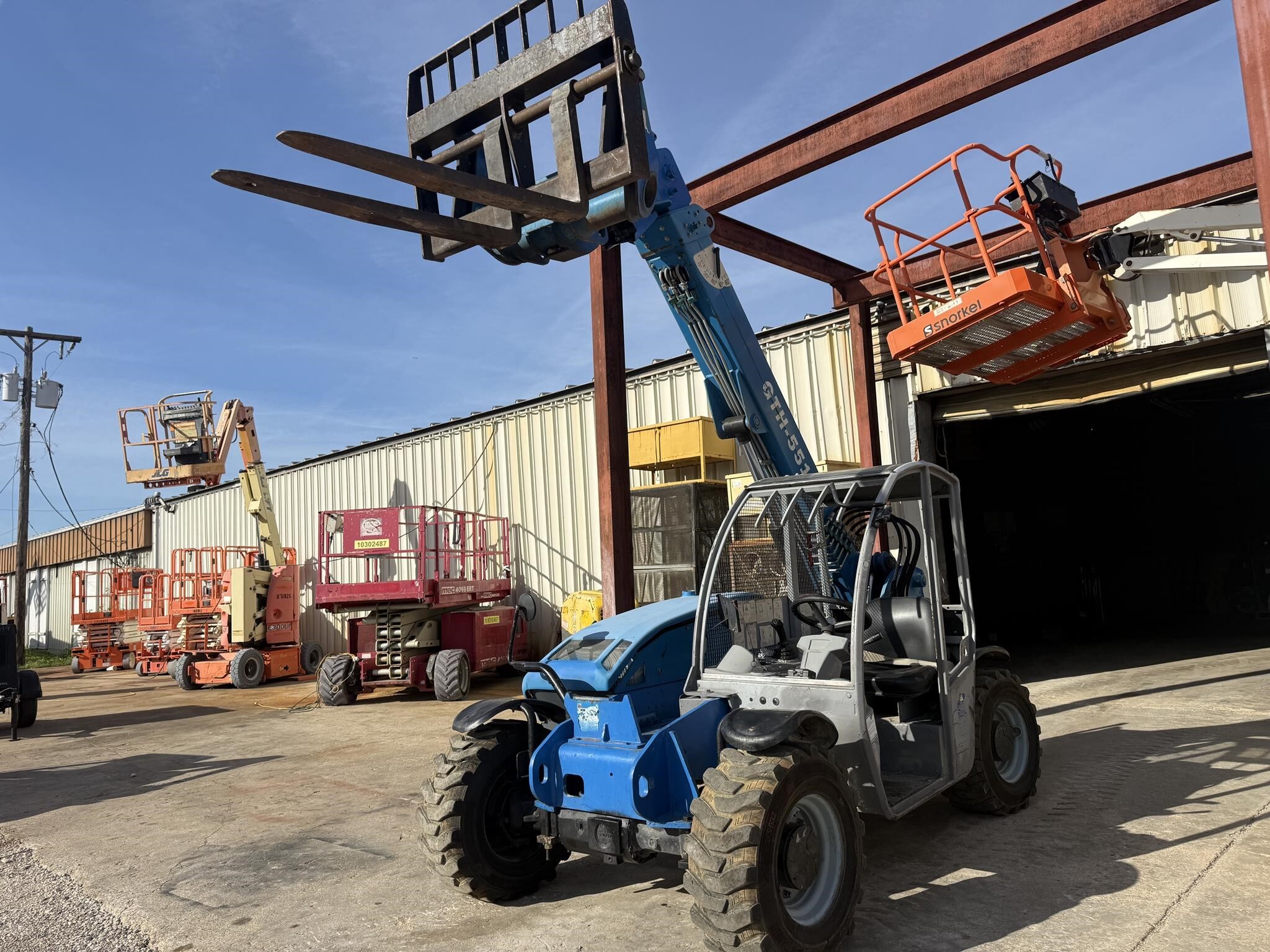 2013 GENIE GTH5519 in Irving, TX