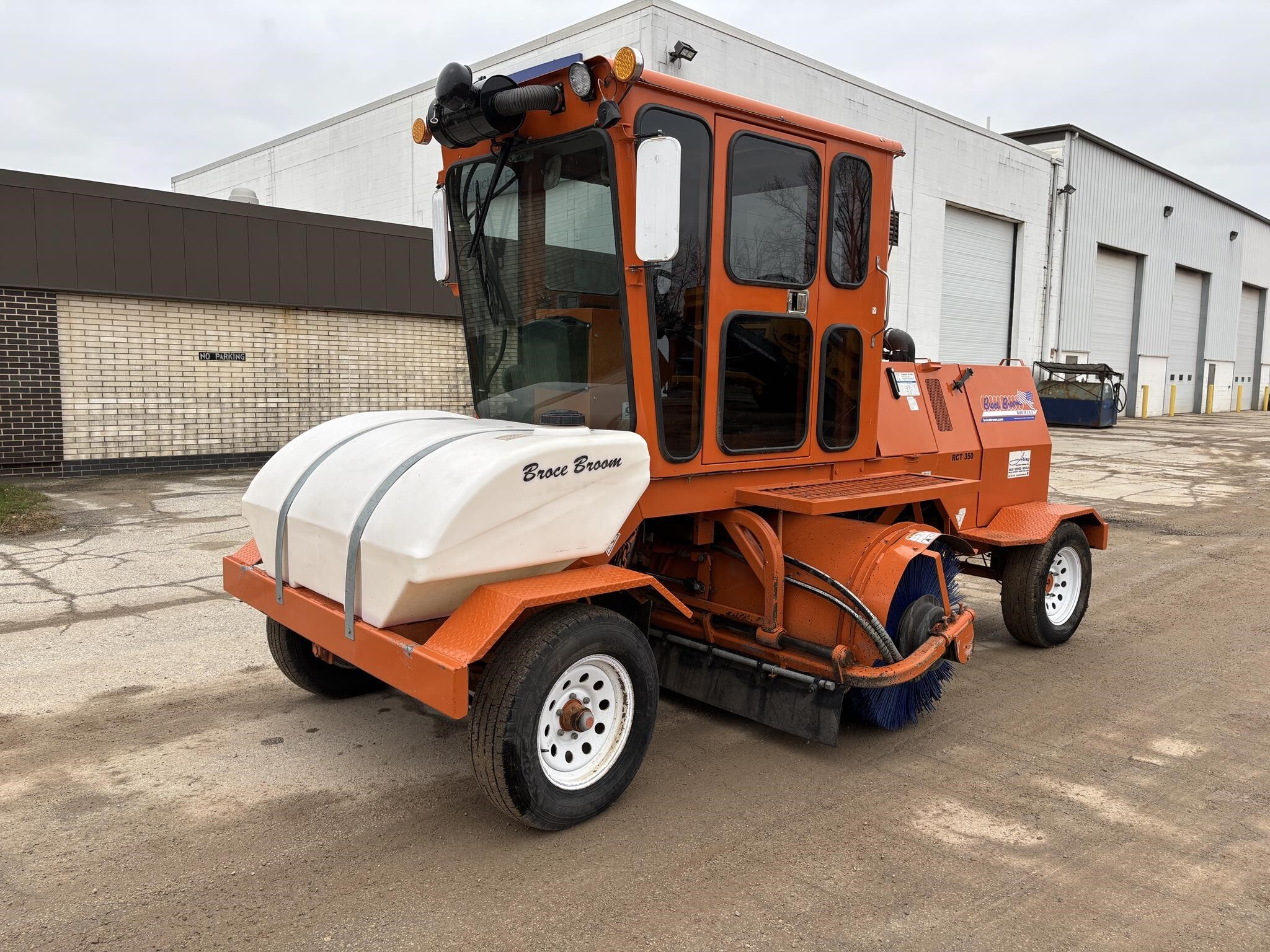 2023 BROCE RCT350 in Butler, WI