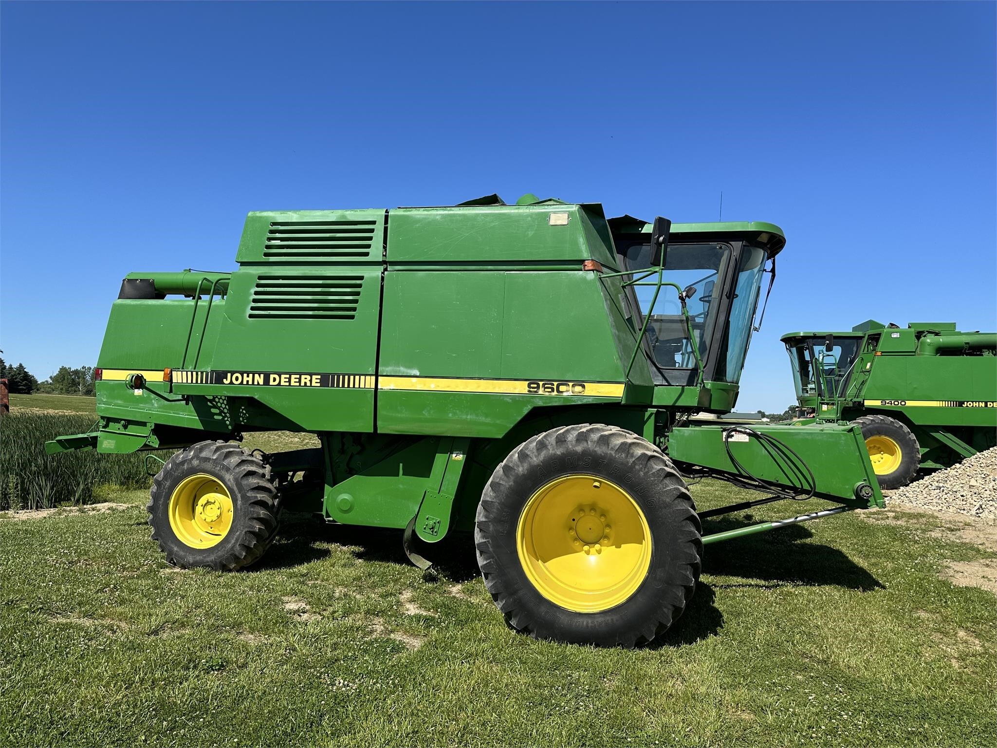 JOHN DEERE 9600 in Marlette, MI