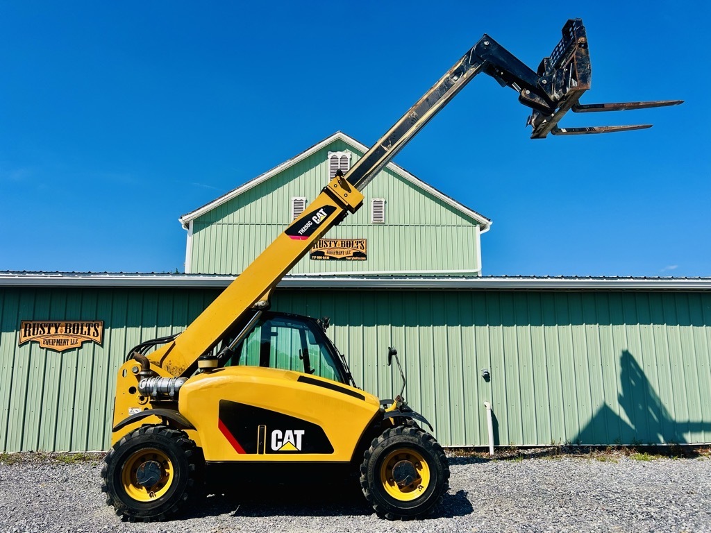 2016 CATERPILLAR TH255C in Chambersburg, PA