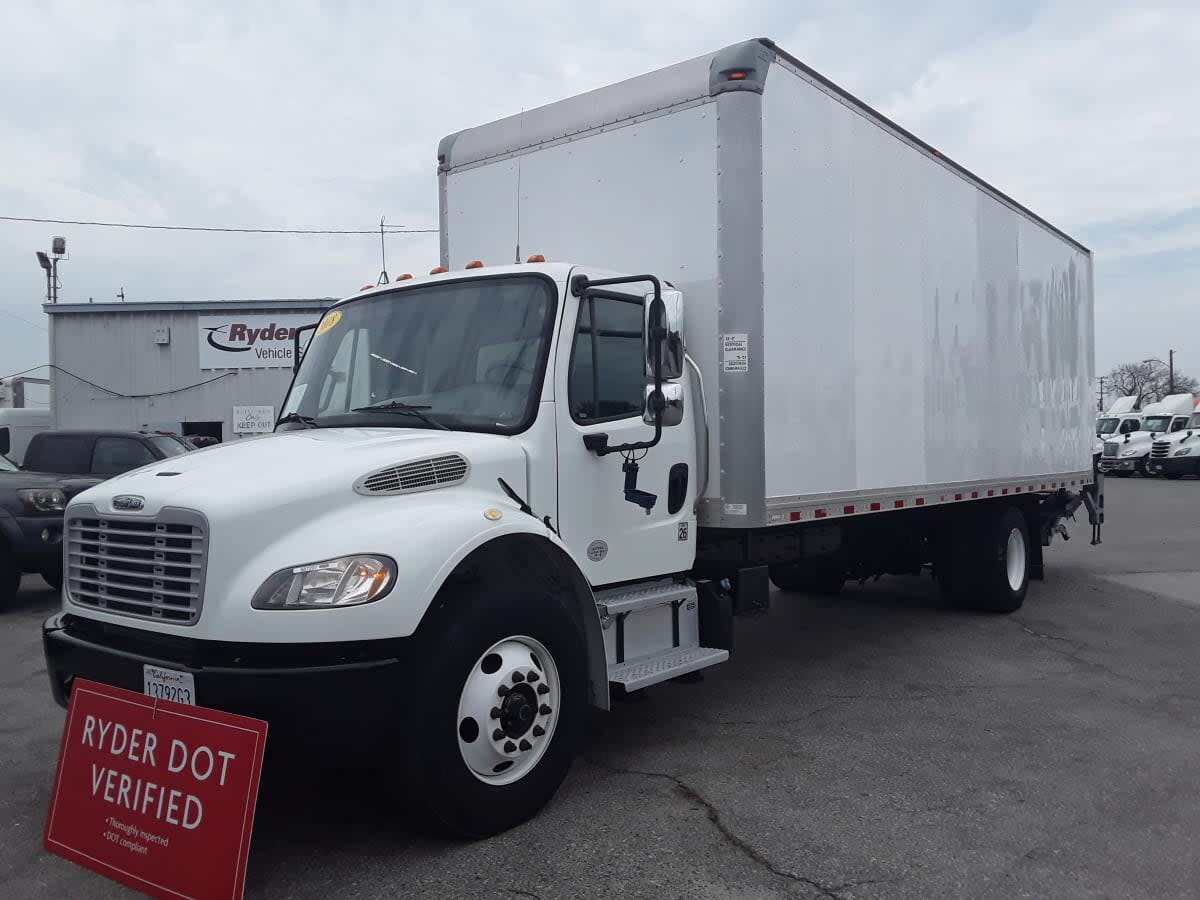 2018 FREIGHTLINER BUSINESS CLASS M2 106 in Montebello, CA