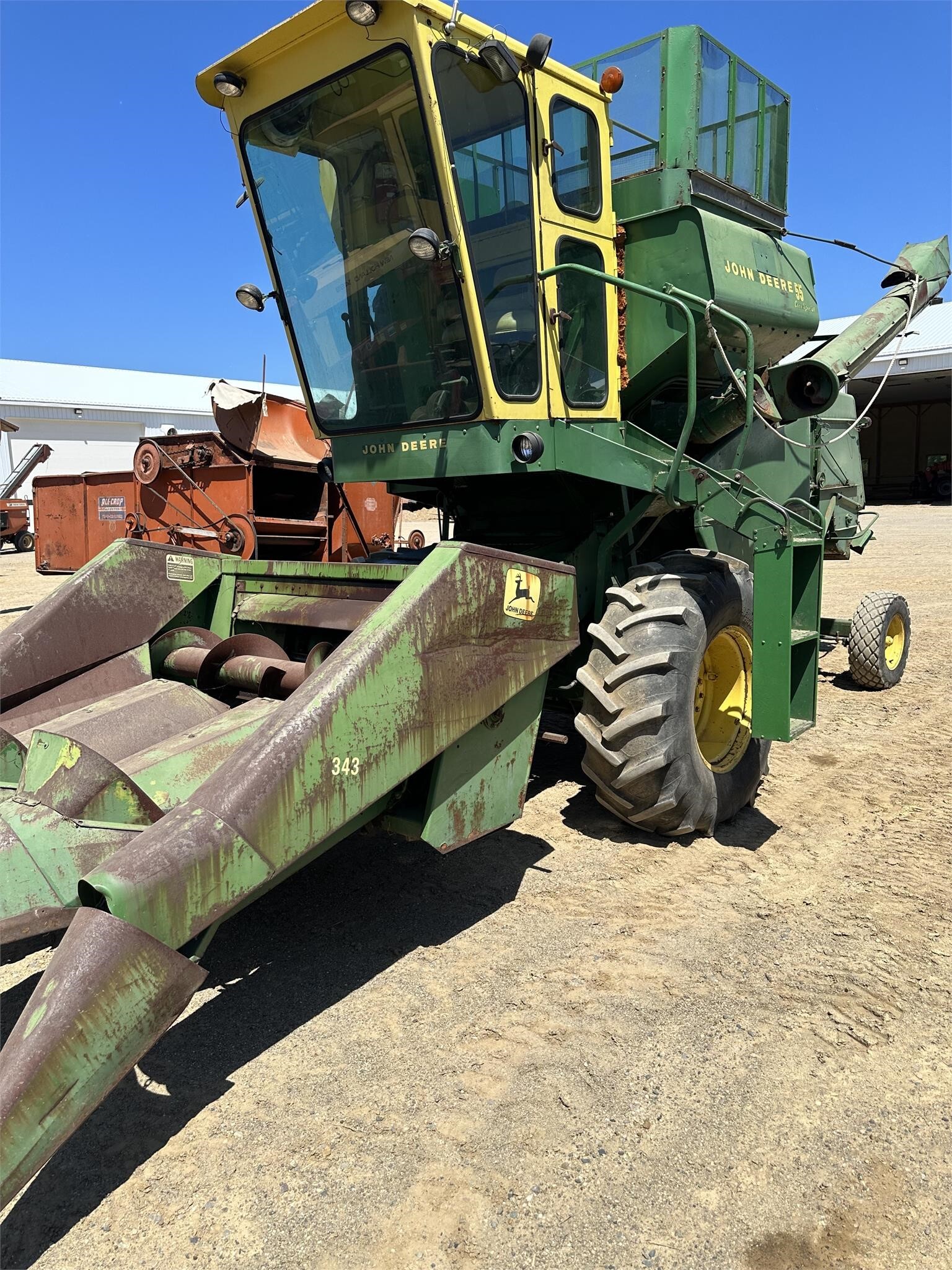 JOHN DEERE 55 in Marlette, MI