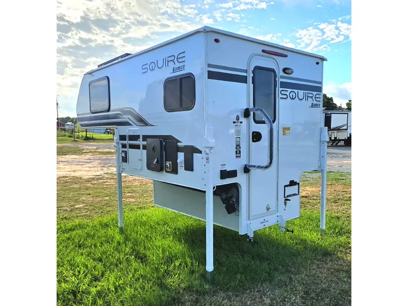 2026 Lance Squire SQ605