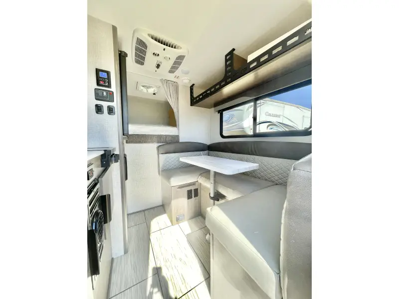 2026 Lance Squire SQ605