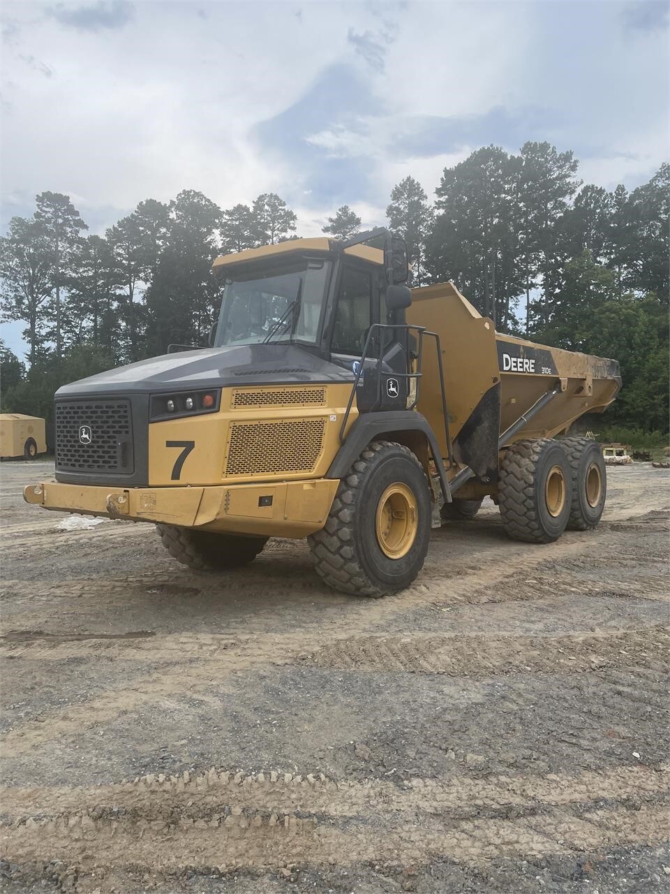 2018 DEERE 310E in Asheboro, NC