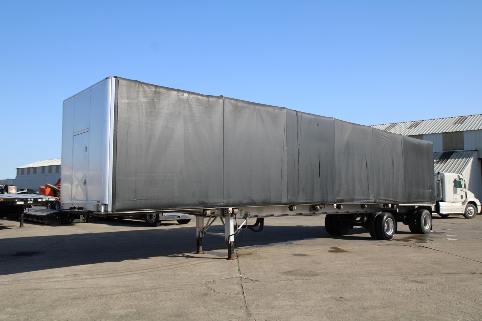 2019 EAST CURTAIN in Hutchins, TX