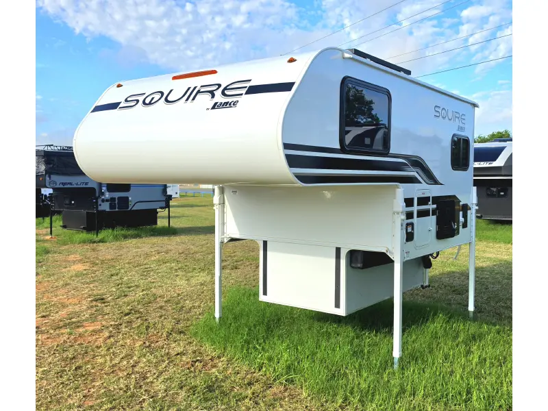 2026 Lance Squire SQ605