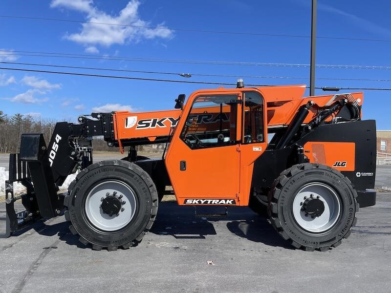 2024 SKY TRAK 10054 in Rockdale, IL