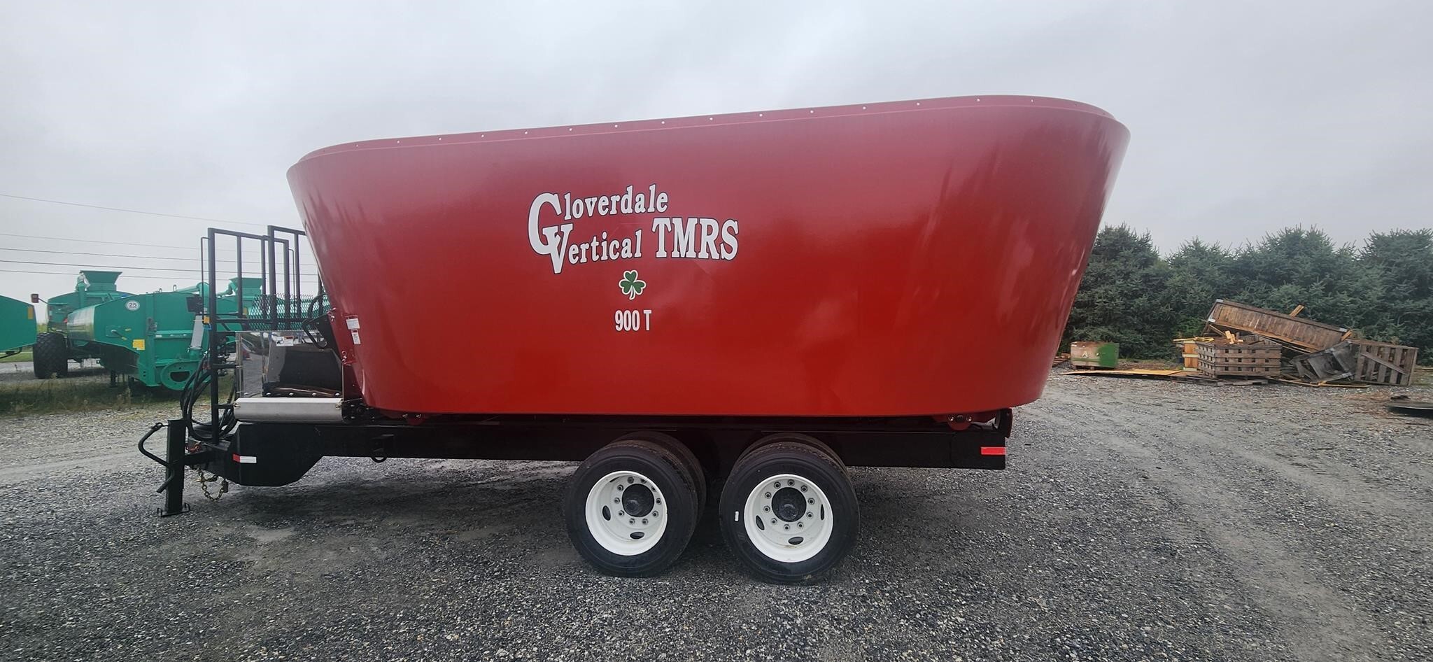 2024 CLOVERDALE 900T in Myerstown, PA