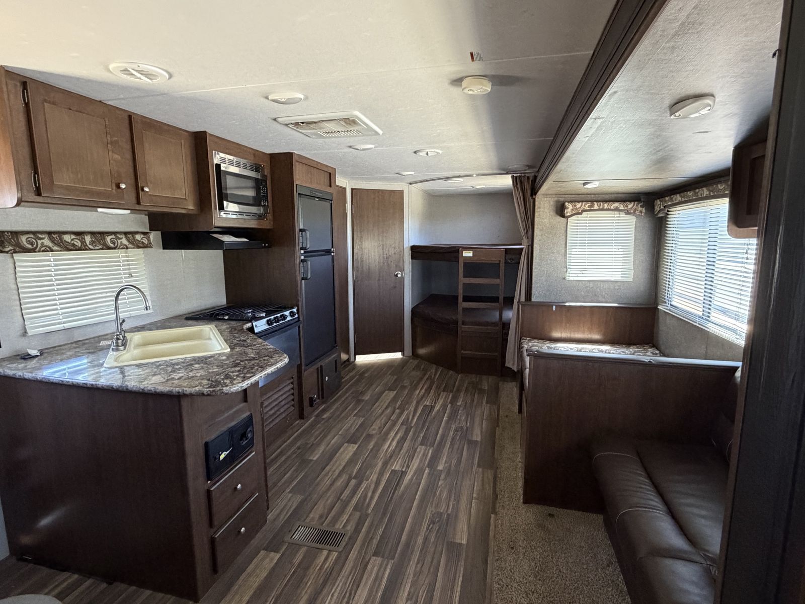 2017 Keystone HIDEOUT 26LHSWE RV