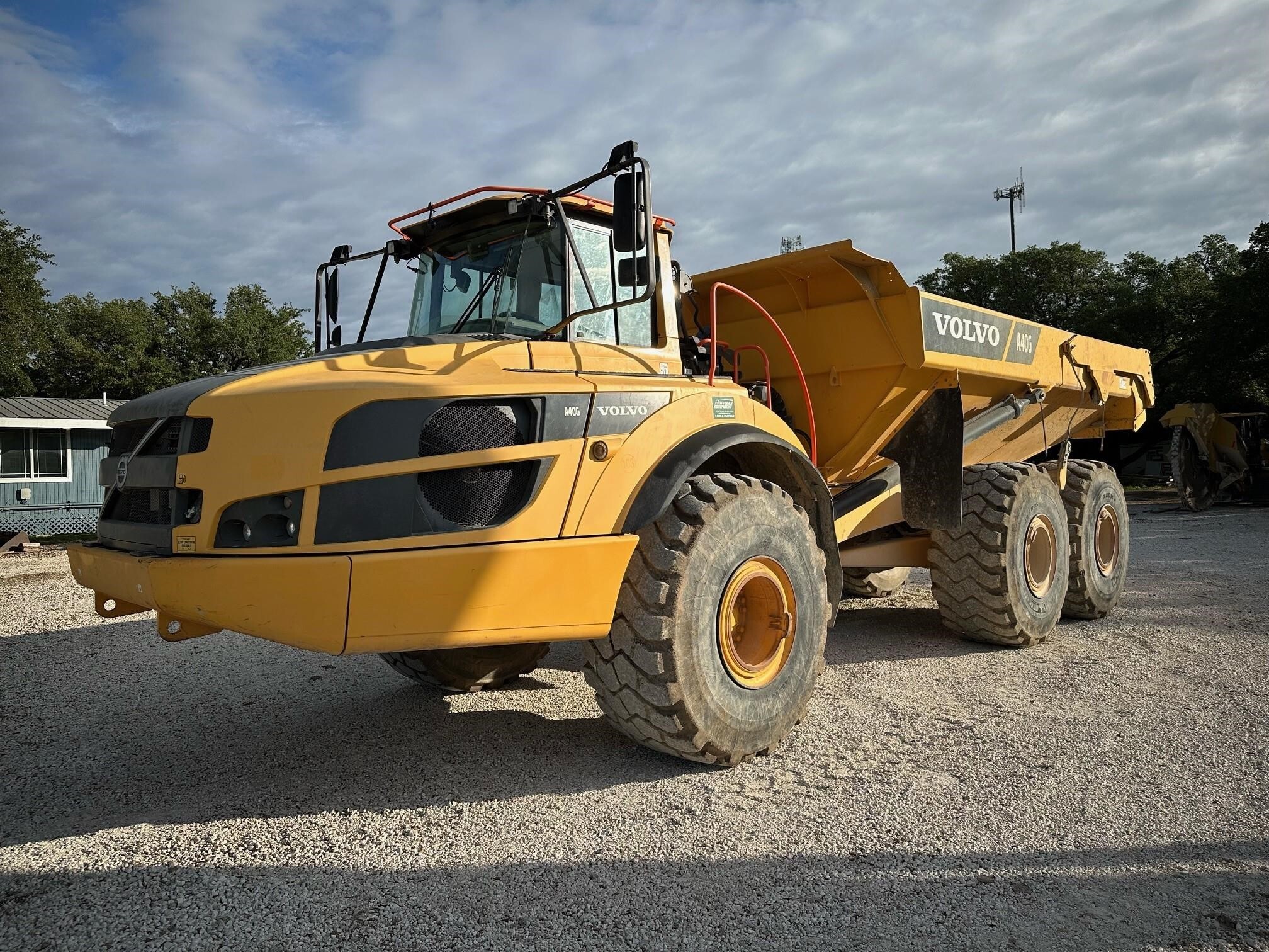 2017 VOLVO A40G in Butler, WI