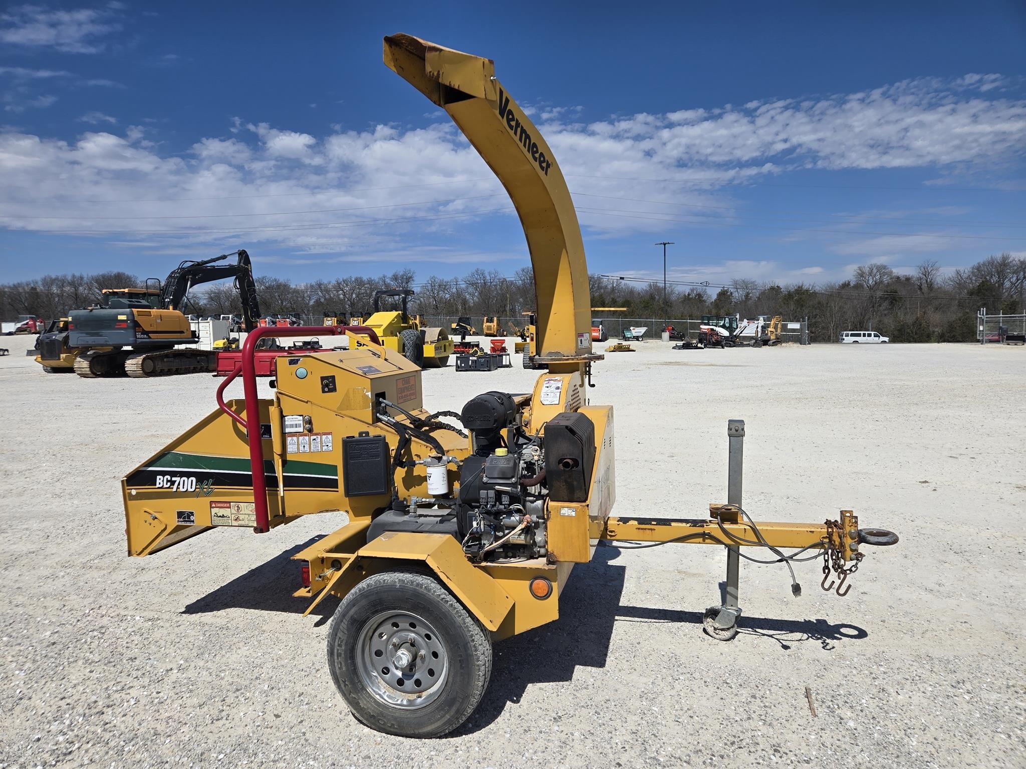 2015 VERMEER BC700XL in Wentzville, MO