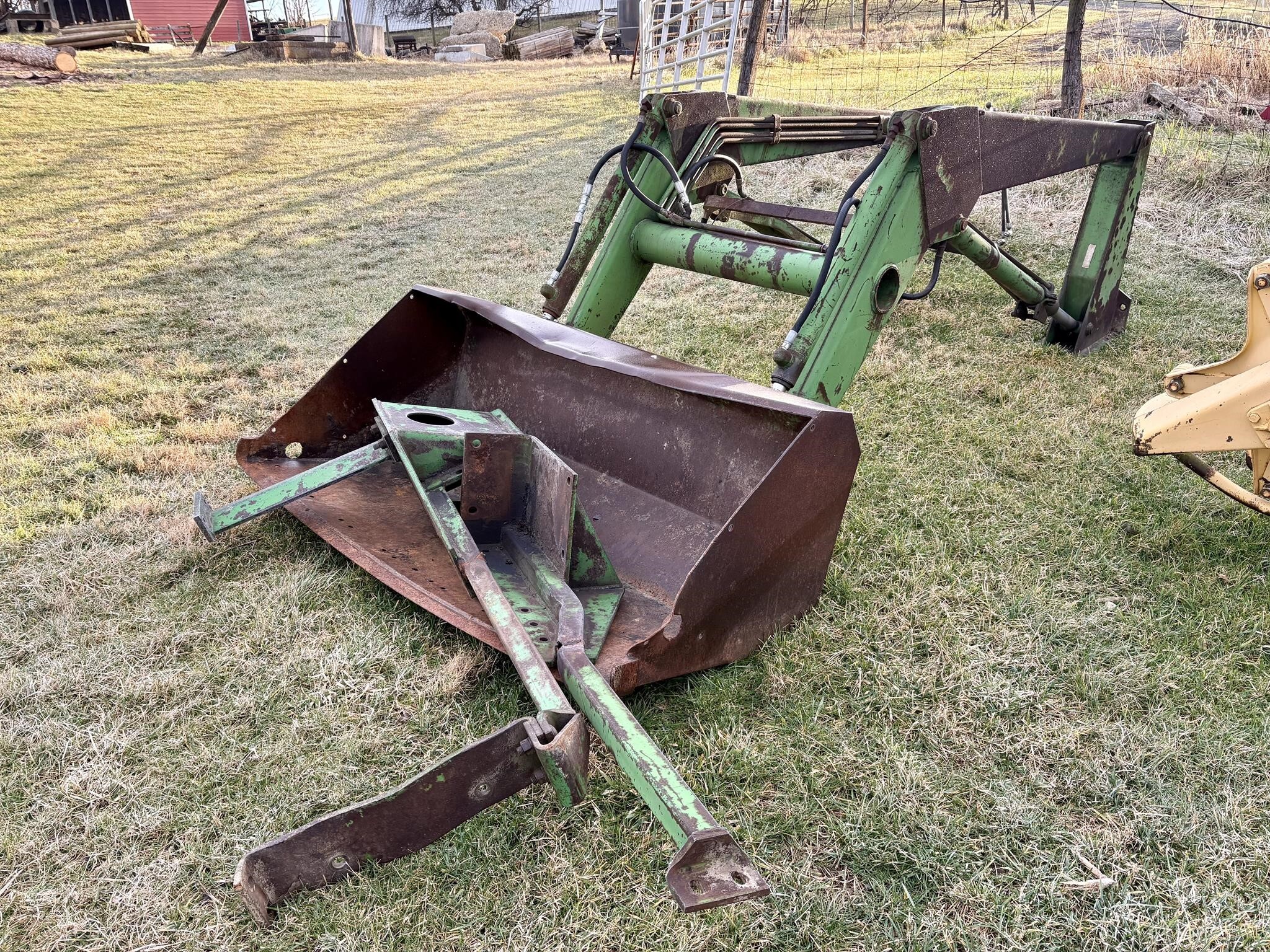 JOHN DEERE 148 in Linville, VA