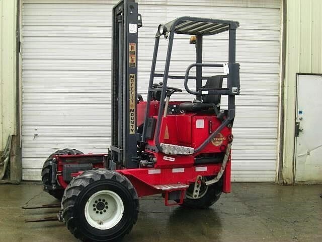 2003 MOFFETT M5500 in Des Moines, IA