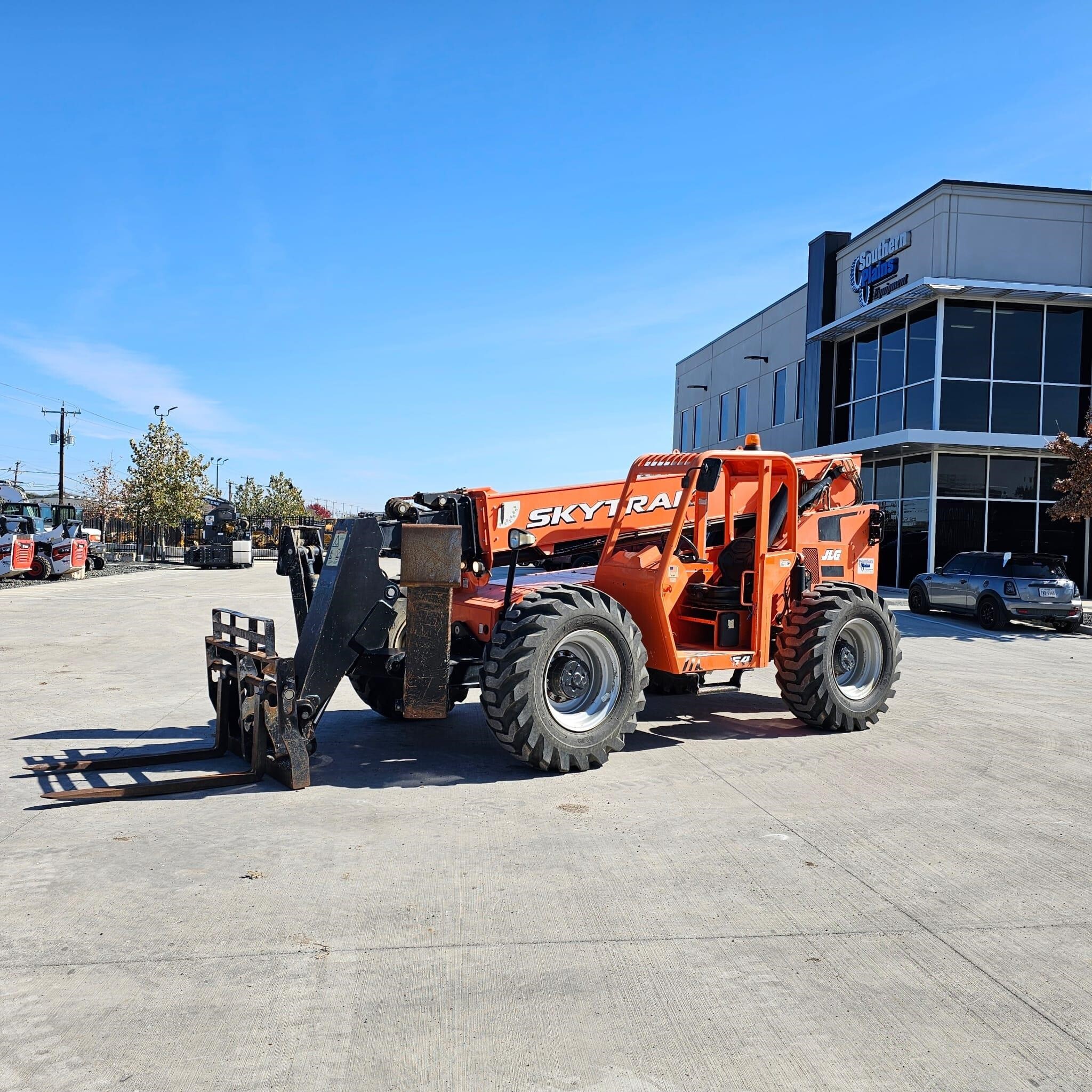2019 SKY TRAK 10054 in San Antonio, TX