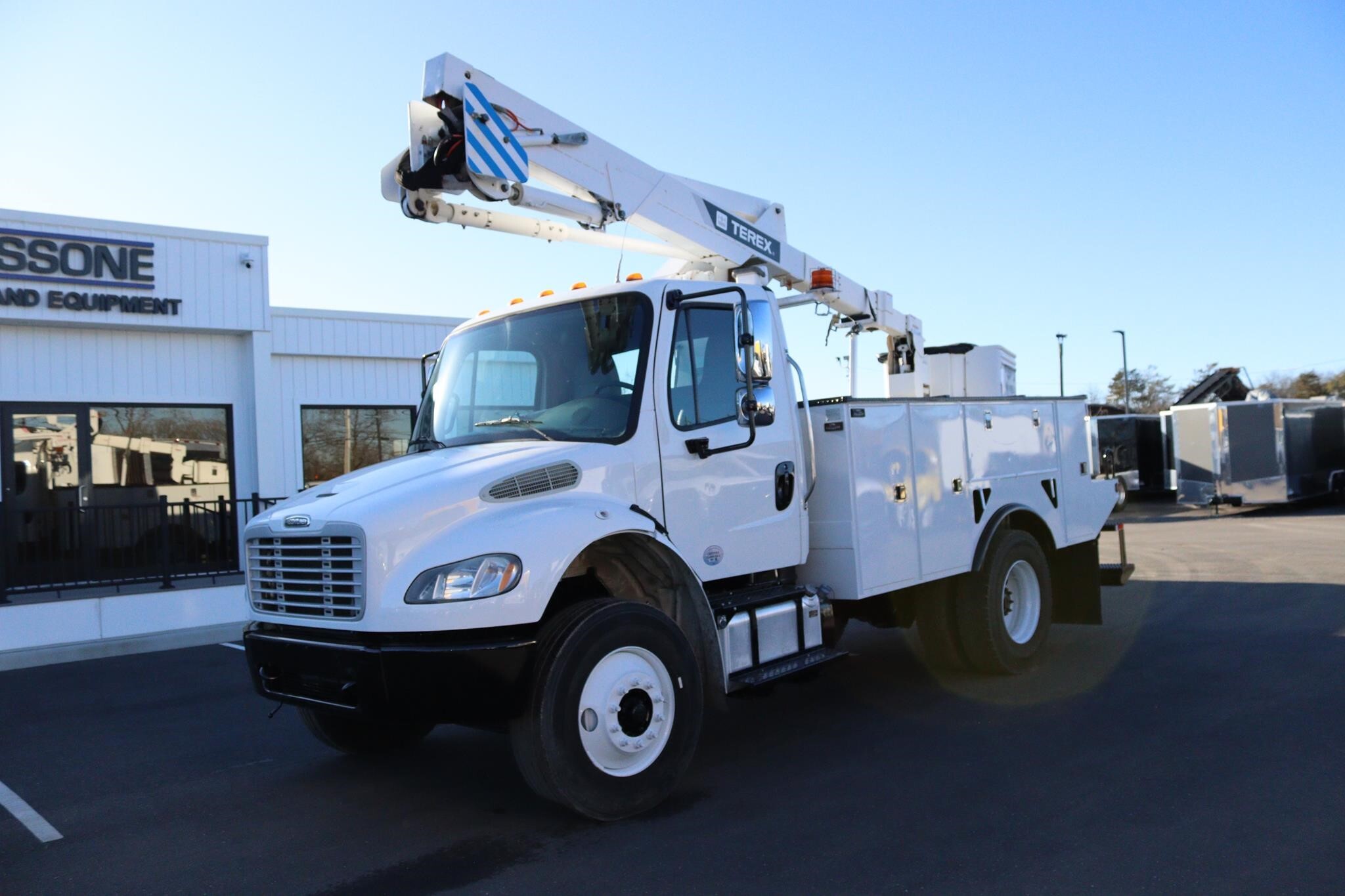 2016 TEREX HI RANGER LT 40 in Ronkonkoma, NY