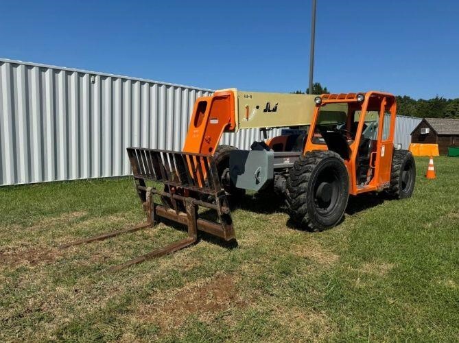 2004 JLG G9-43A in Strafford, MO