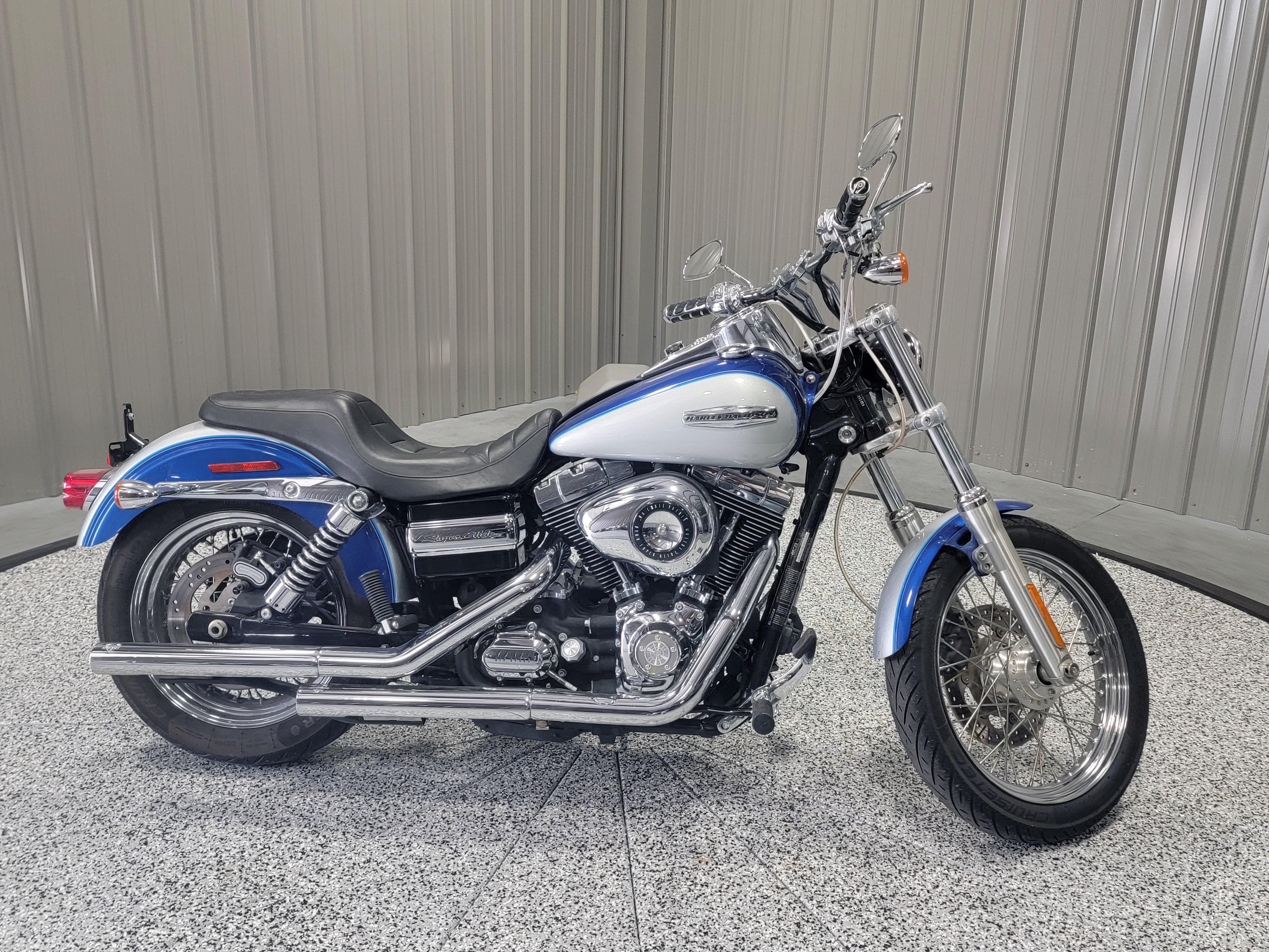 2010 Harley-Davidson SUPER GLIDE CUSTOM DYNA CUSTOM in Jonestown, PA