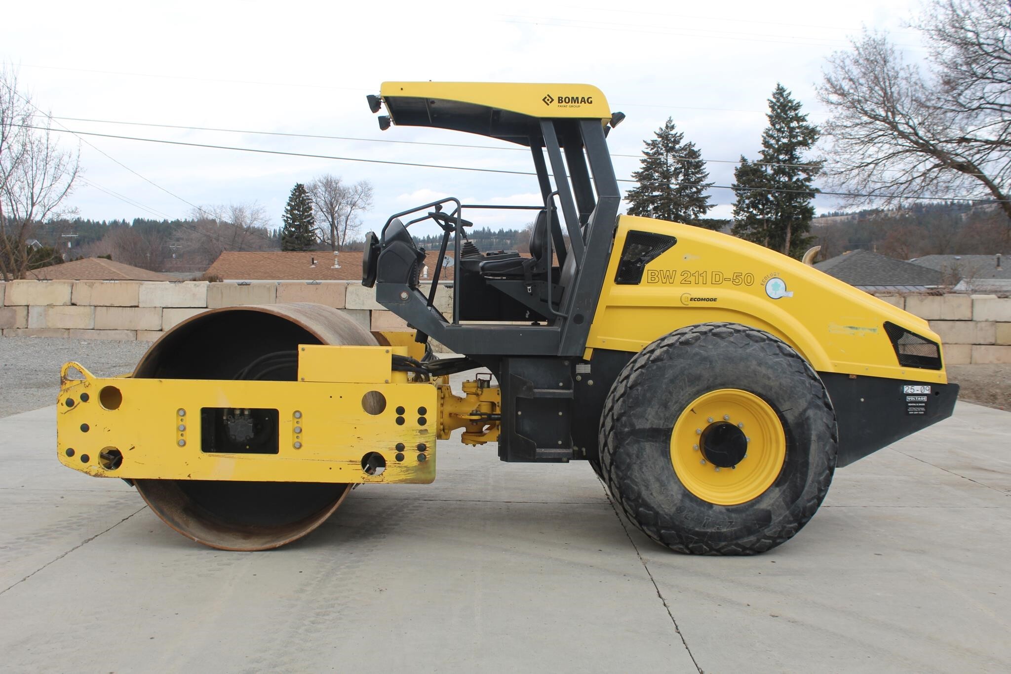2016 BOMAG BW211D-50 in Spokane, WA