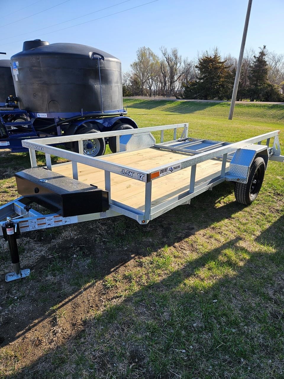 2026 DRIVE TRAILERS SINGLE AXLE UTILITY 3500 in Wessington Springs, SD