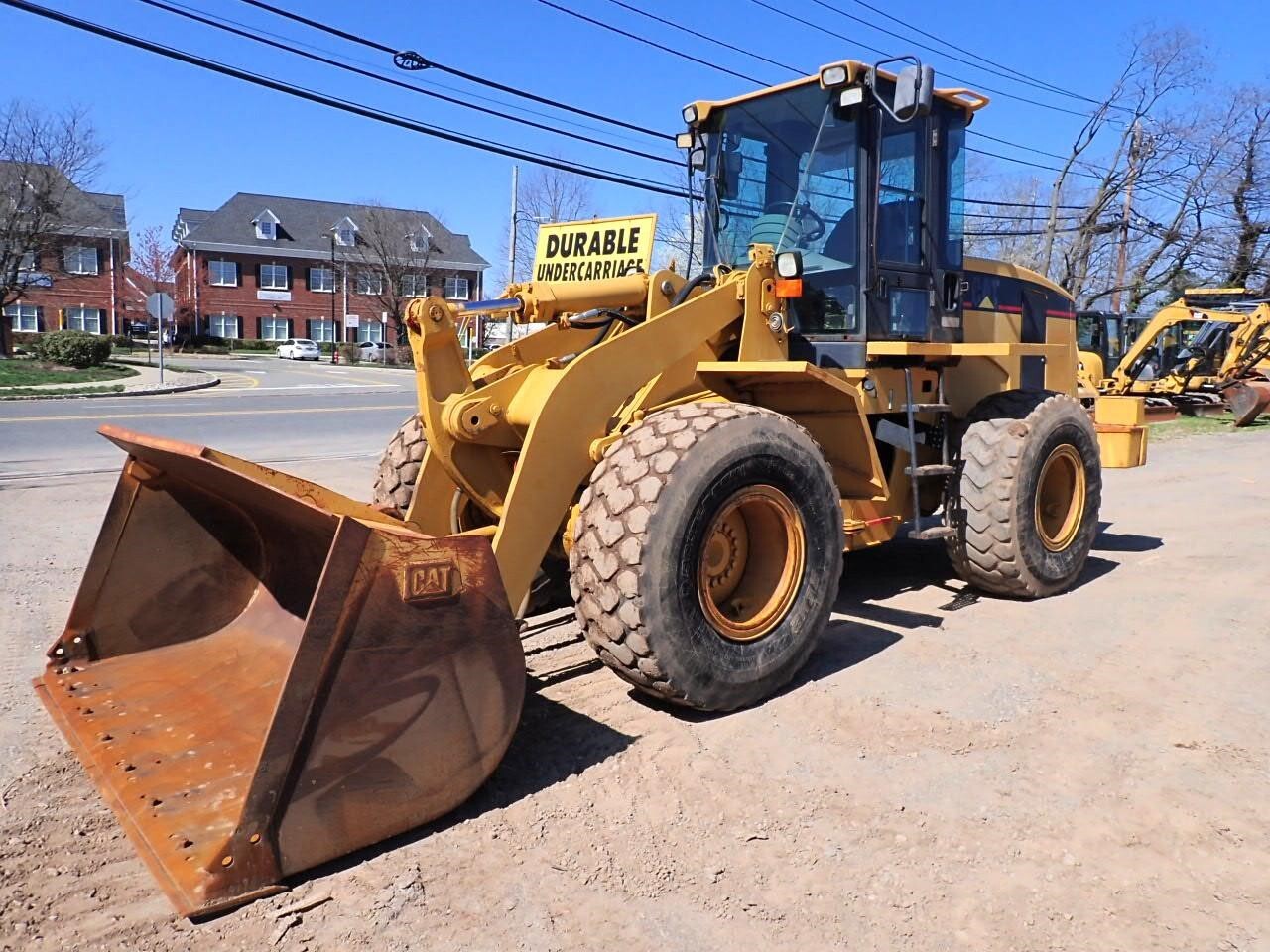 2000 CATERPILLAR 938G in South Plainfield, NJ