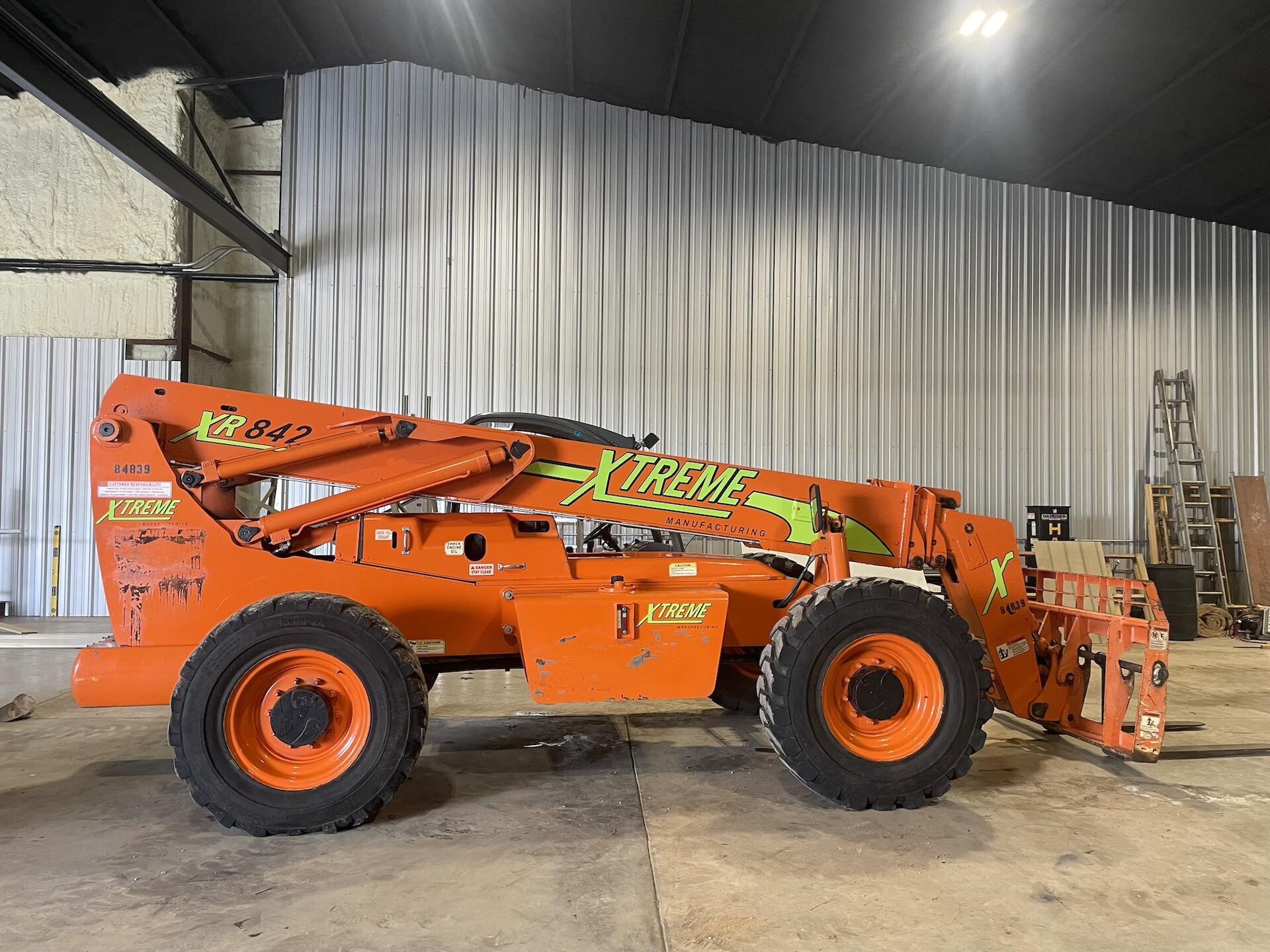 2008 XTREME MFG XRM842 in Round Mountain, TX
