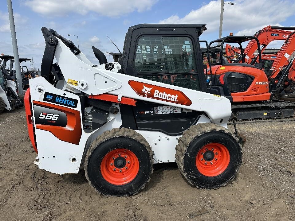 2022 BOBCAT S66 in Shakopee, MN