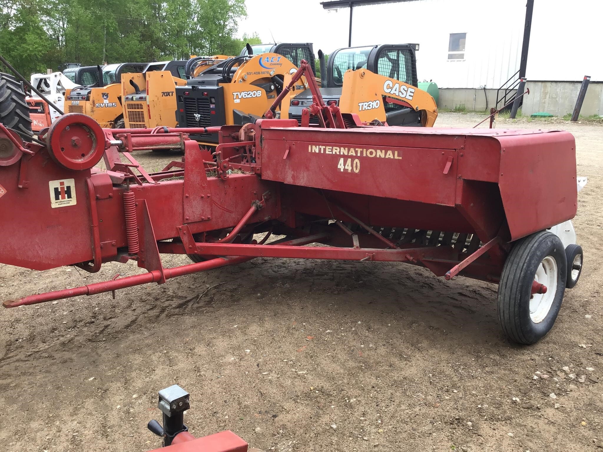 1981 INTERNATIONAL 440T in Tustin, MI