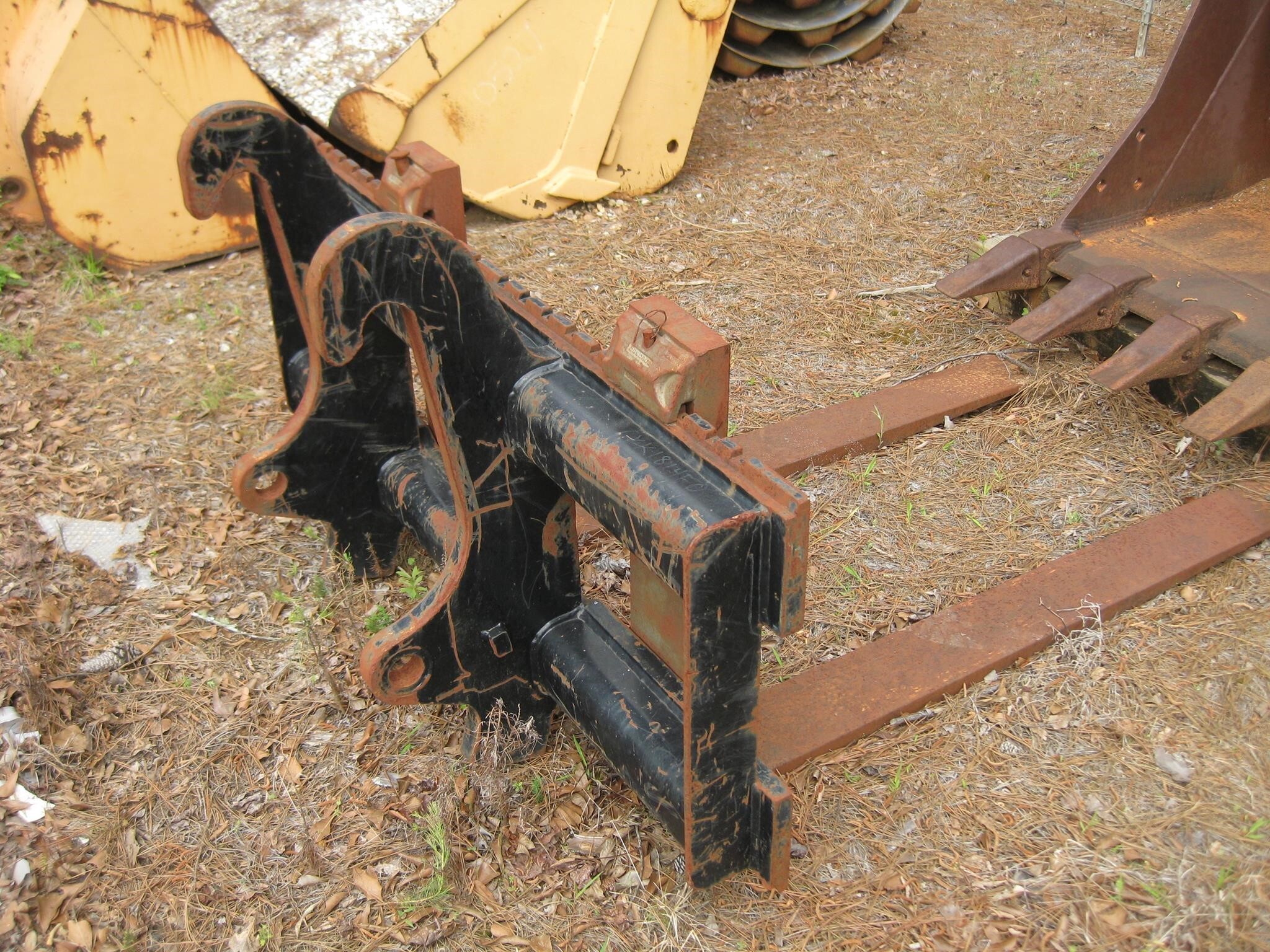 CATERPILLAR Attachment in Thomson, GA