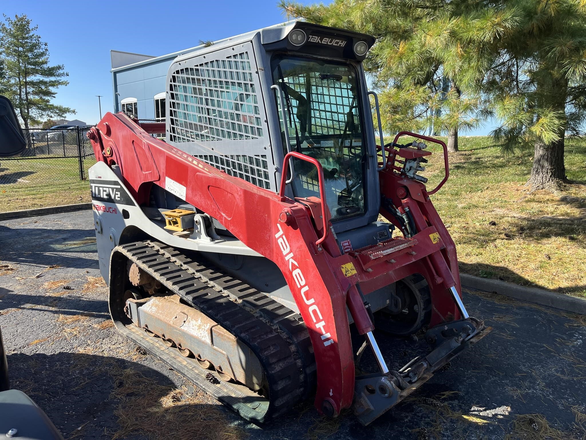 2021 TAKEUCHI TL12V2 in St Peters, MO
