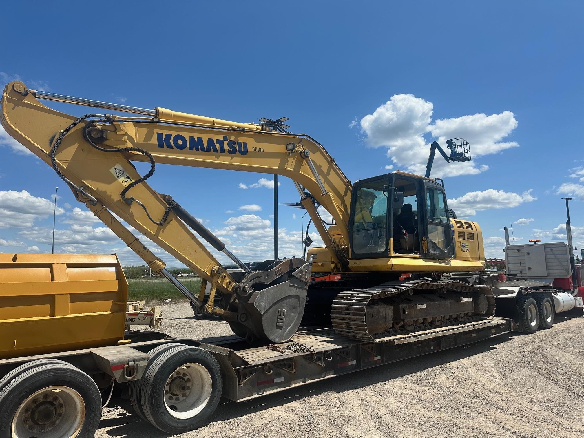 2014 KOMATSU PC240 LC-10 in Idaho Falls, ID