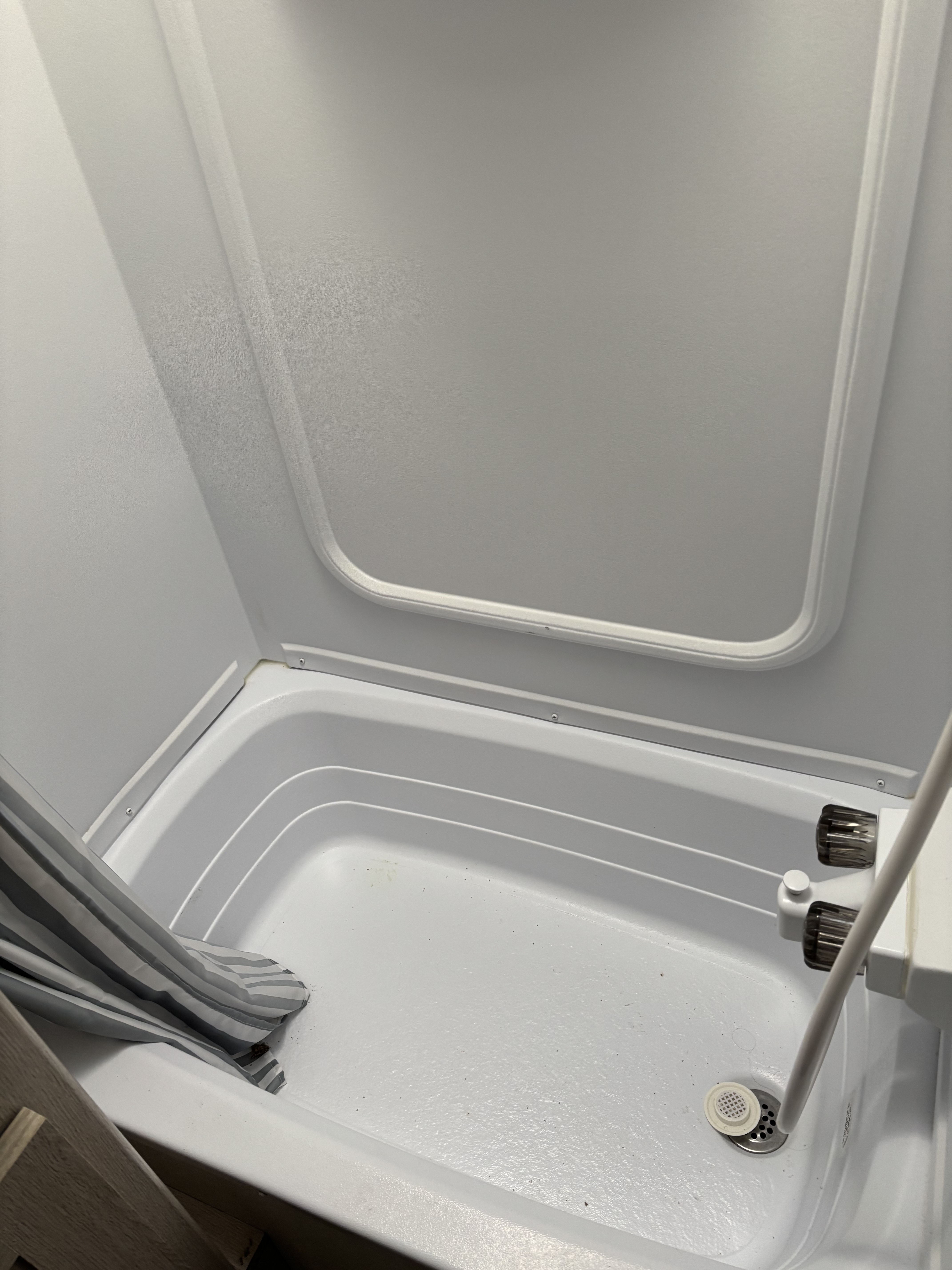 2021 Coachmen APEX ULTRA-LITE 300BHS RV