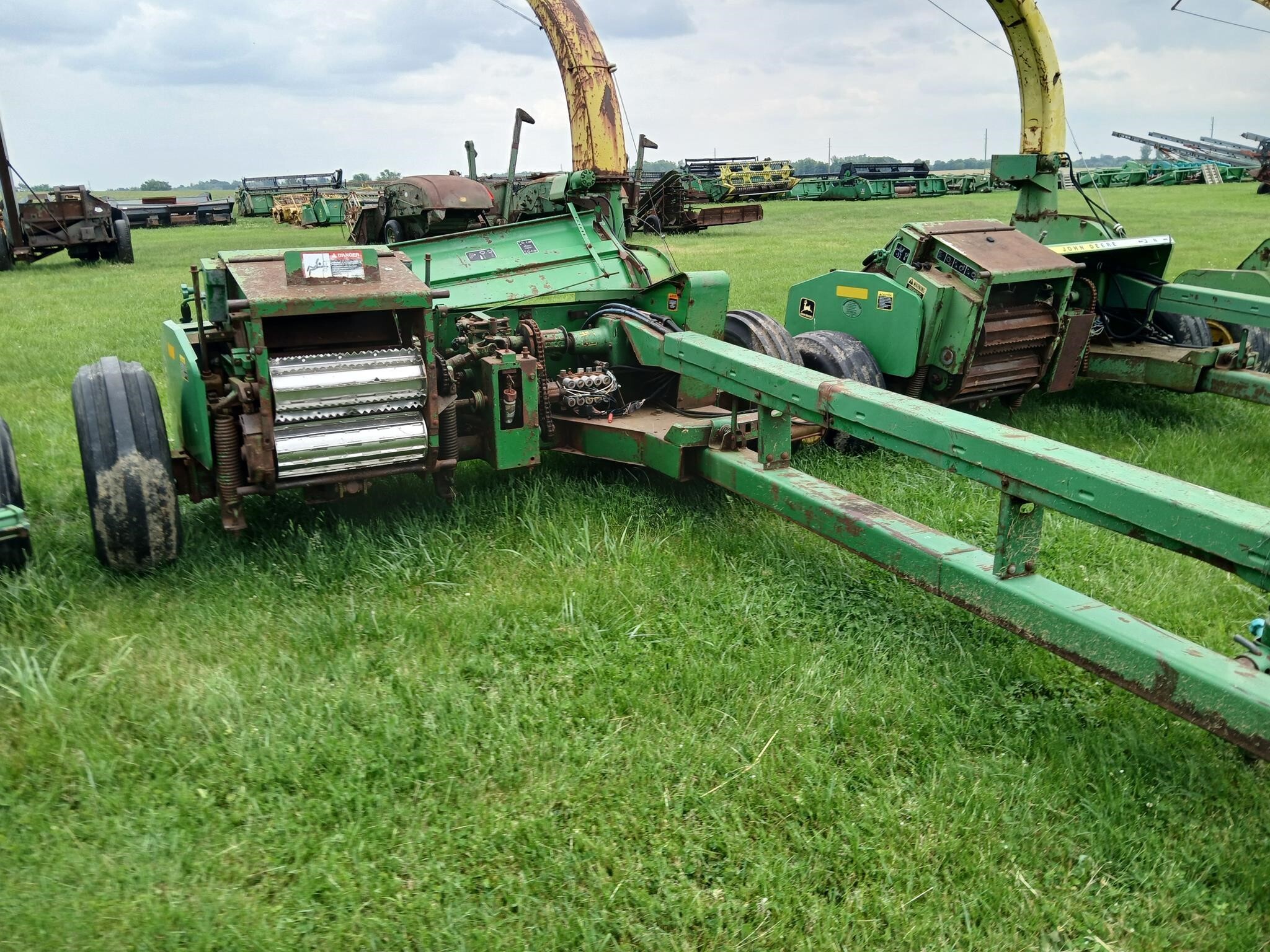 JOHN DEERE 3970 in Marlette, MI
