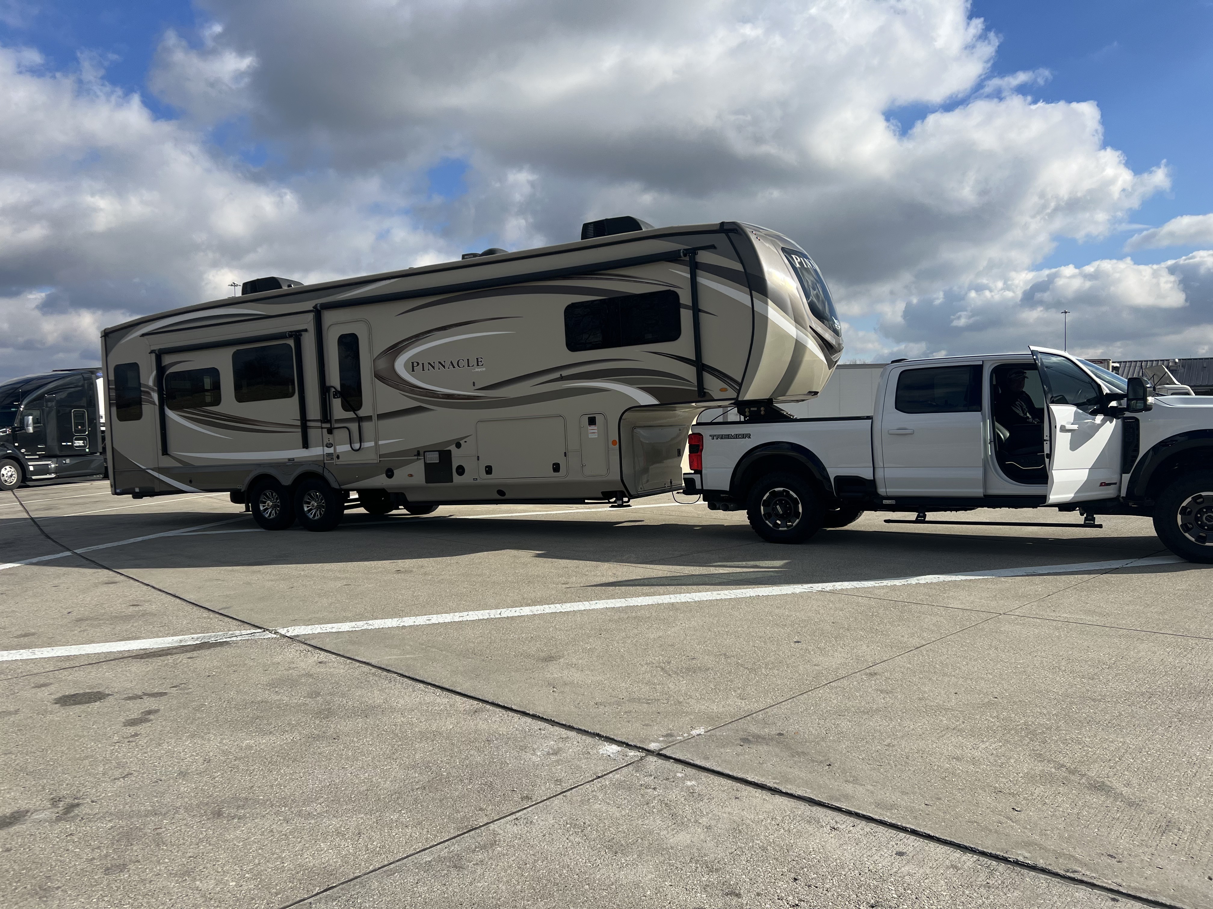 2020 Jayco PINNACLE 36SSWS RV