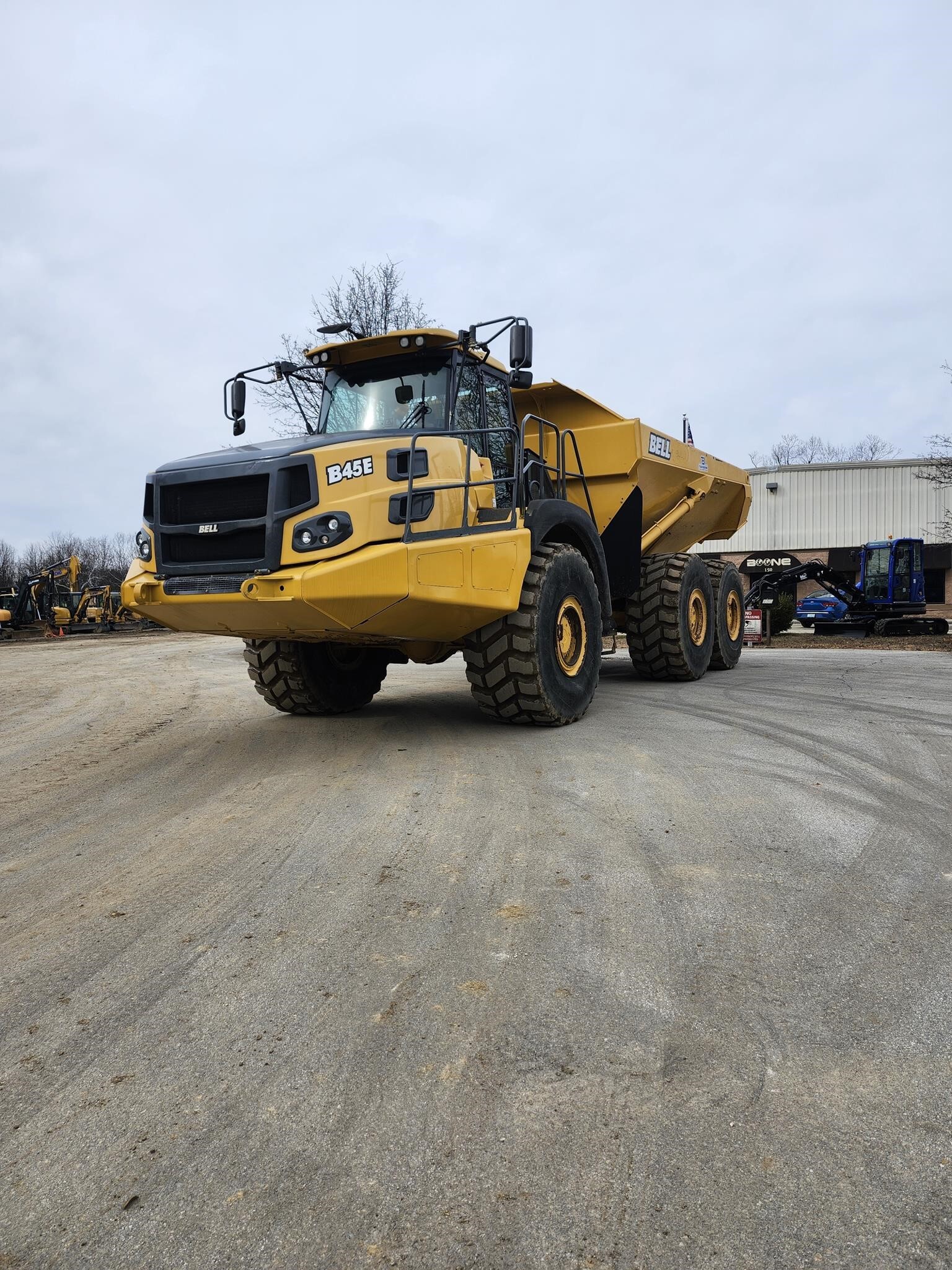 2017 BELL B45E in Bardstown, KY