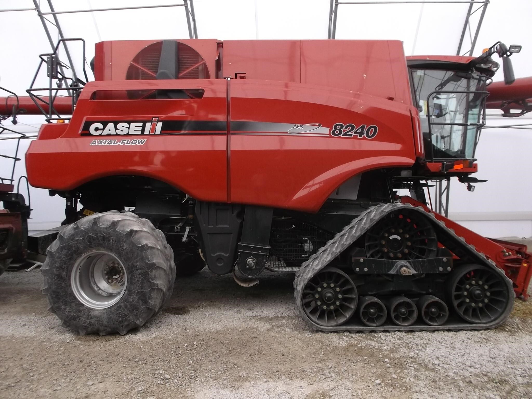 2016 CASE IH 8240 in Hamel, IL
