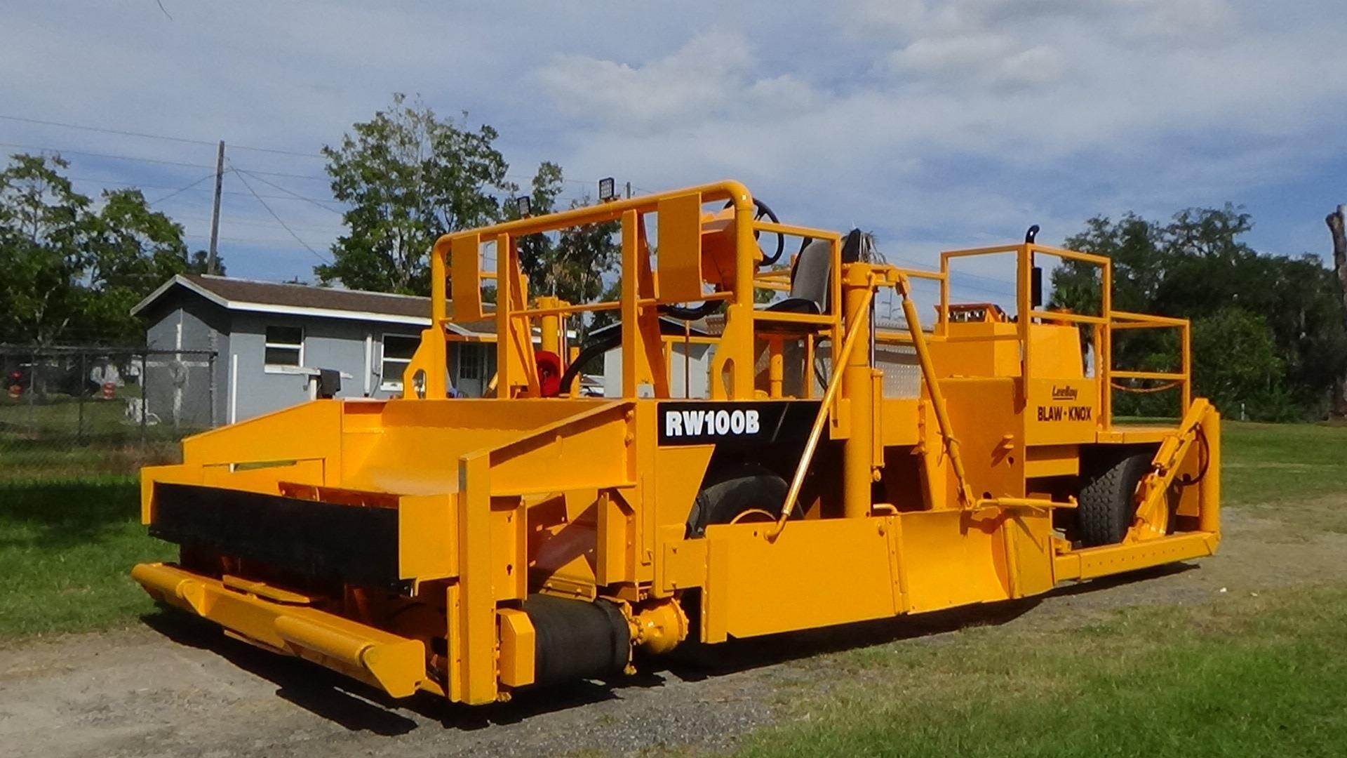 2012 LEEBOY RW100B in Ocala, FL