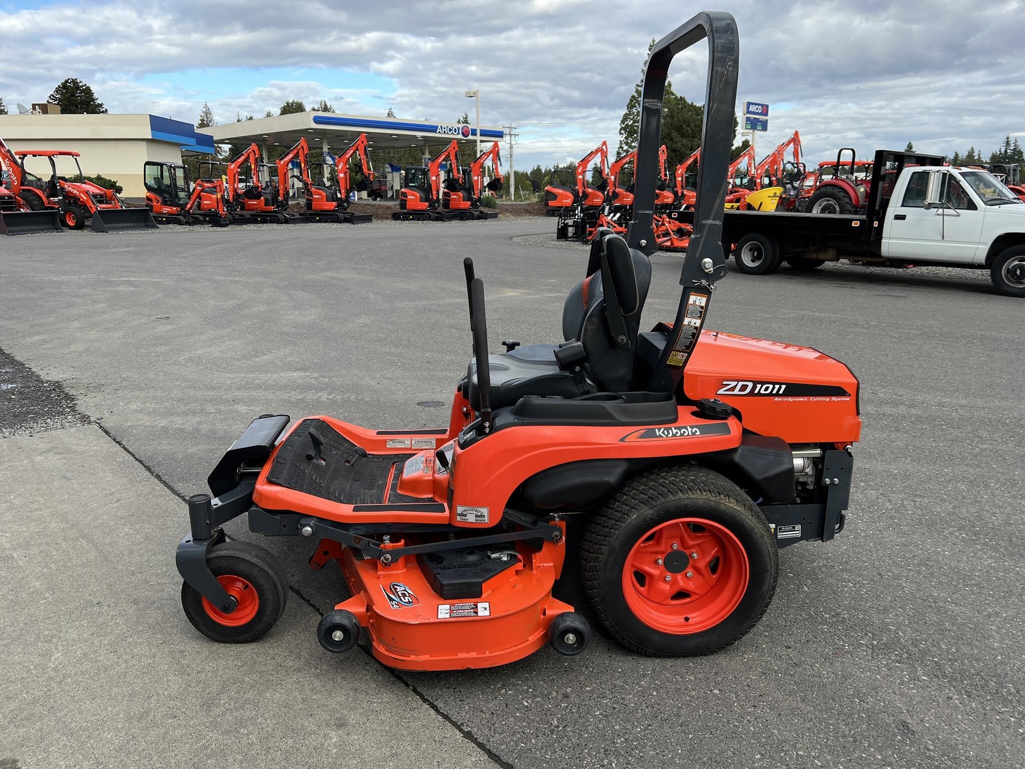 Kubota ZD1011 Equipment For Sale - Kubota ZD1011 Equipment