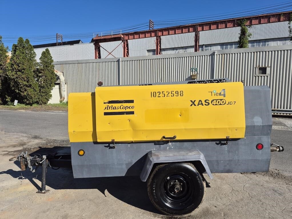 2013 ATLAS COPCO XAS400JD7 in Essington, PA